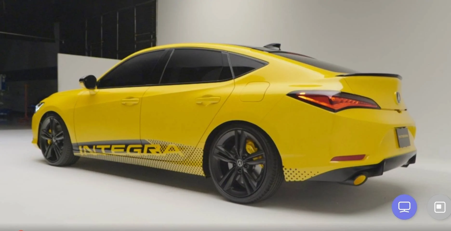 Acura Integra Roadshow's Acura Integra First Look In-Studio Video Screenshot_20211118-203618_Samsung Internet-01