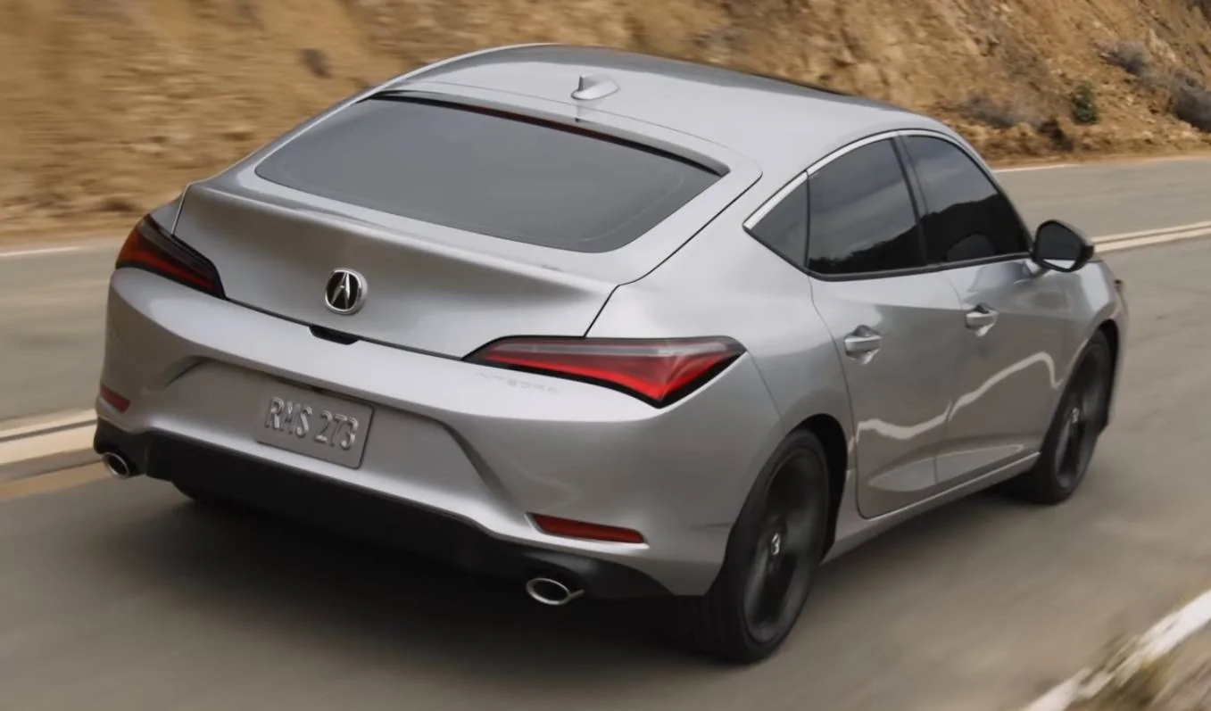 Acura Integra Lunar Silver Screenshot_20220315-143715_YouTube-01