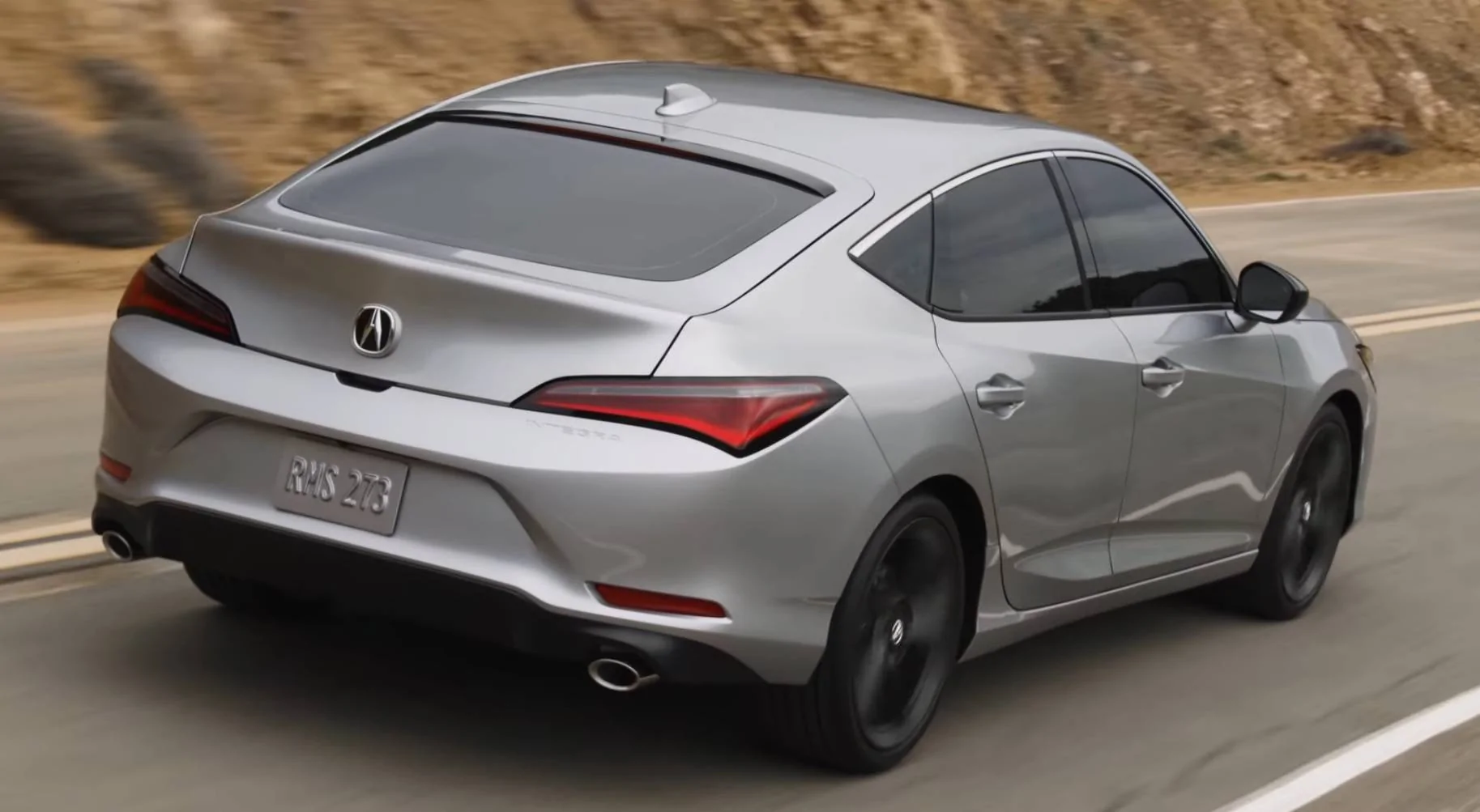 Acura Integra Lunar Silver Screenshot_20220315-143746_YouTube-01