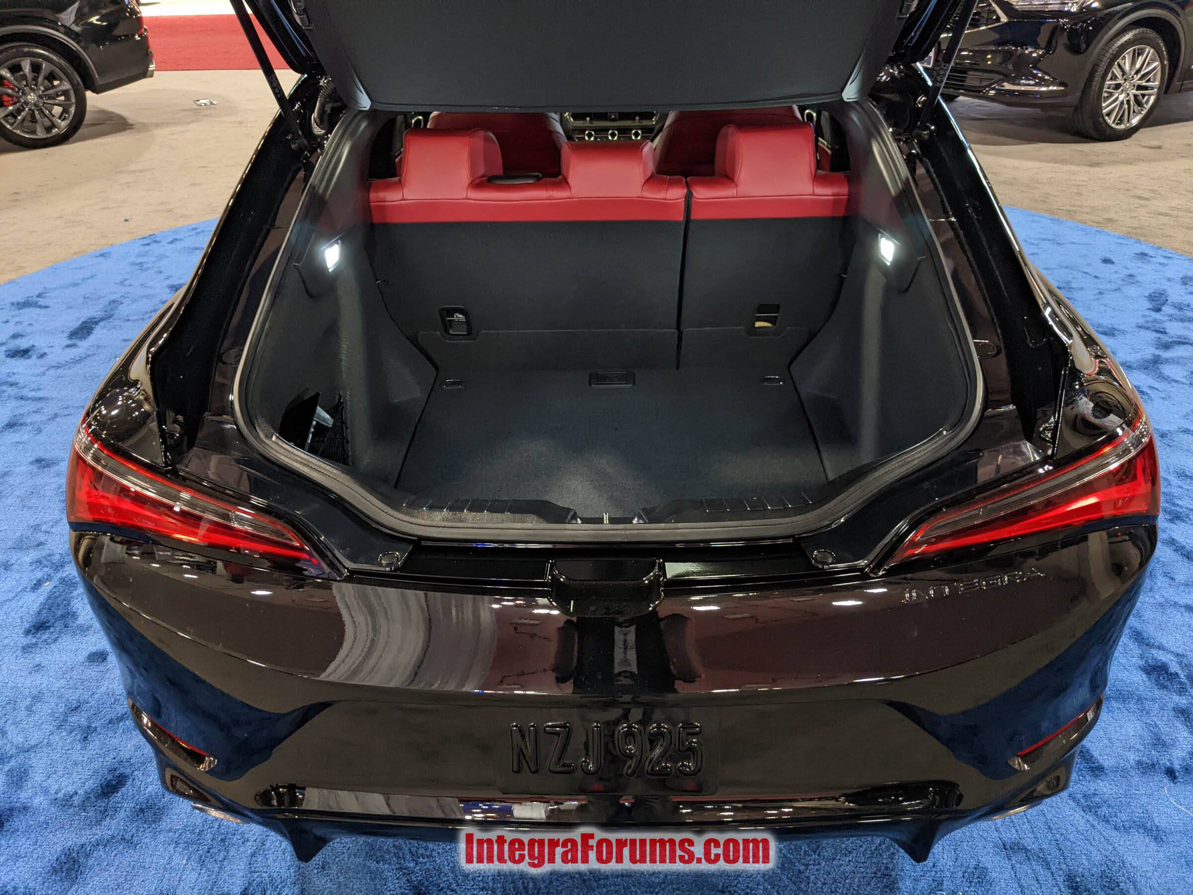 Acura Integra [Photos Added!] Integras displayed @ North Texas Auto Show (3/17 - 3/20). Majestic Black, Liquid Carbon & Red Interiors. A-Spec Tech 2023-integra-red-interior-2-