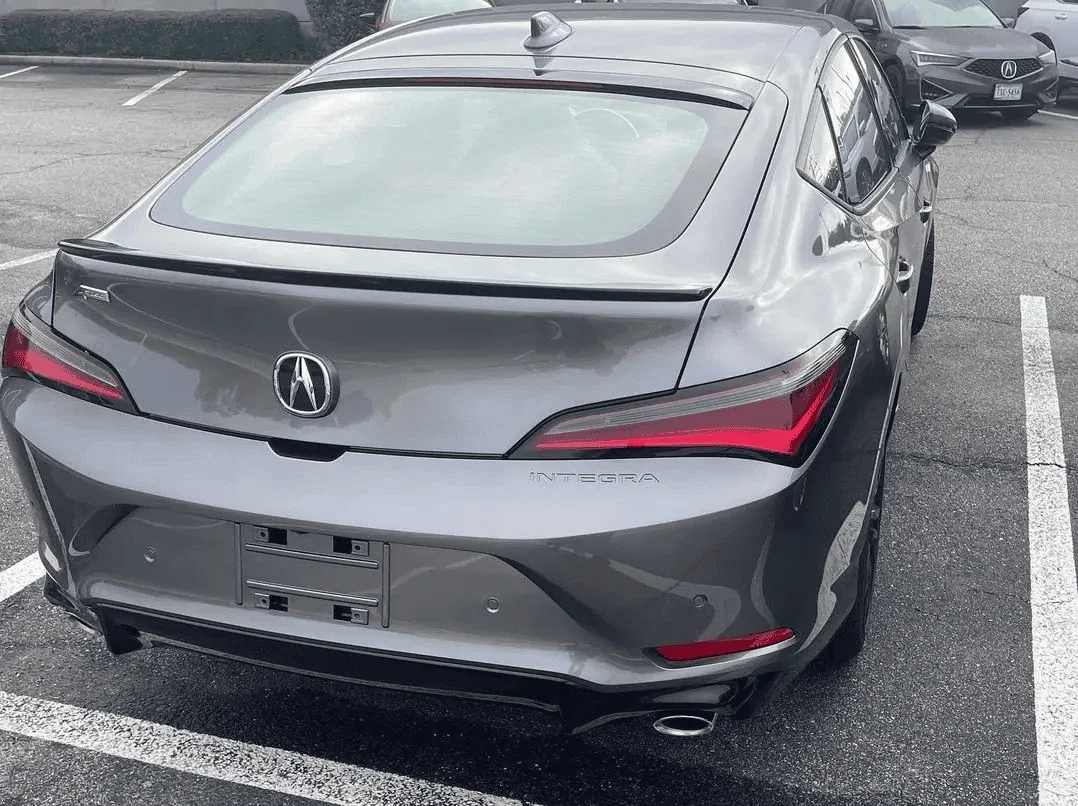 Acura Integra Official LIQUID CARBON Integra Club & Photos 2023 Acura Integra Sonic Gray Pearl Red Interior 1