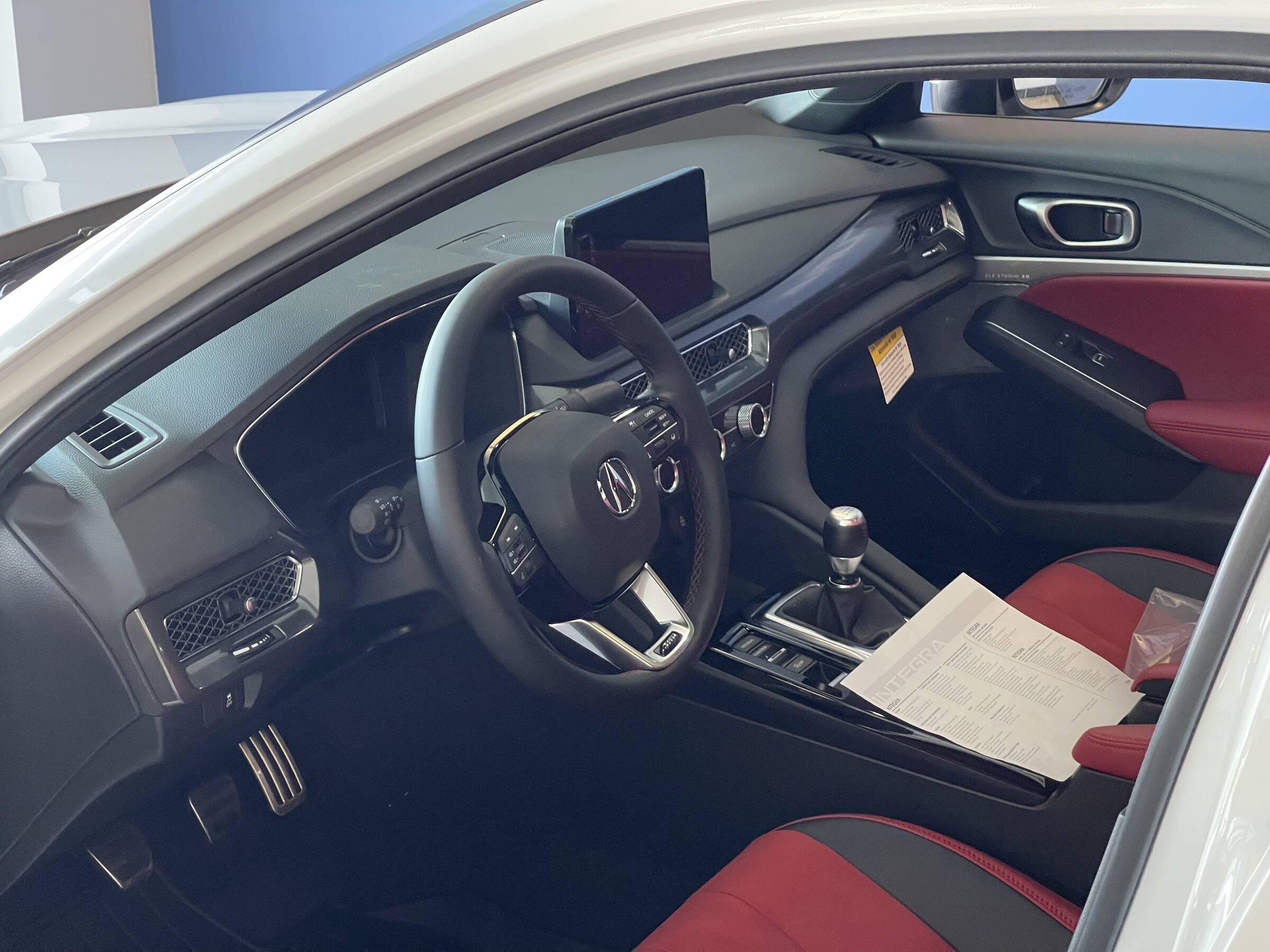 Acura Integra Official PLATINUM WHITE Integra Club & Photos 24444043-DE82-4EAB-9AED-F26CD69539E5