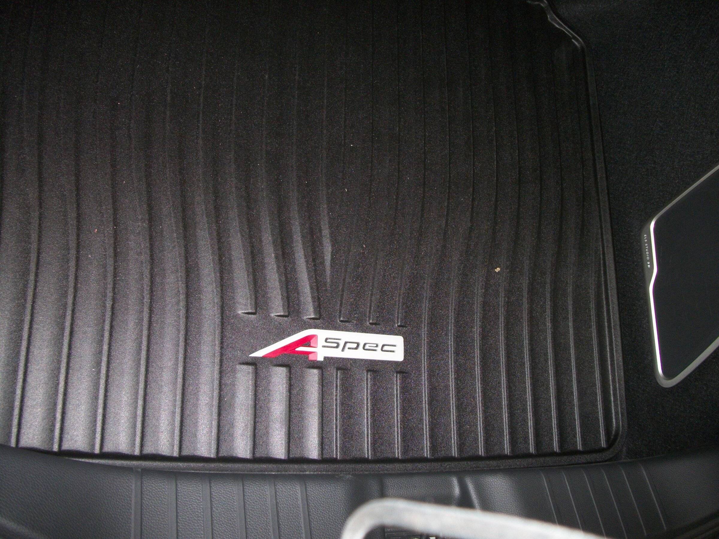 Acura Integra 2023 Integra Accessories & Packages + Prices 100_2573.JPG