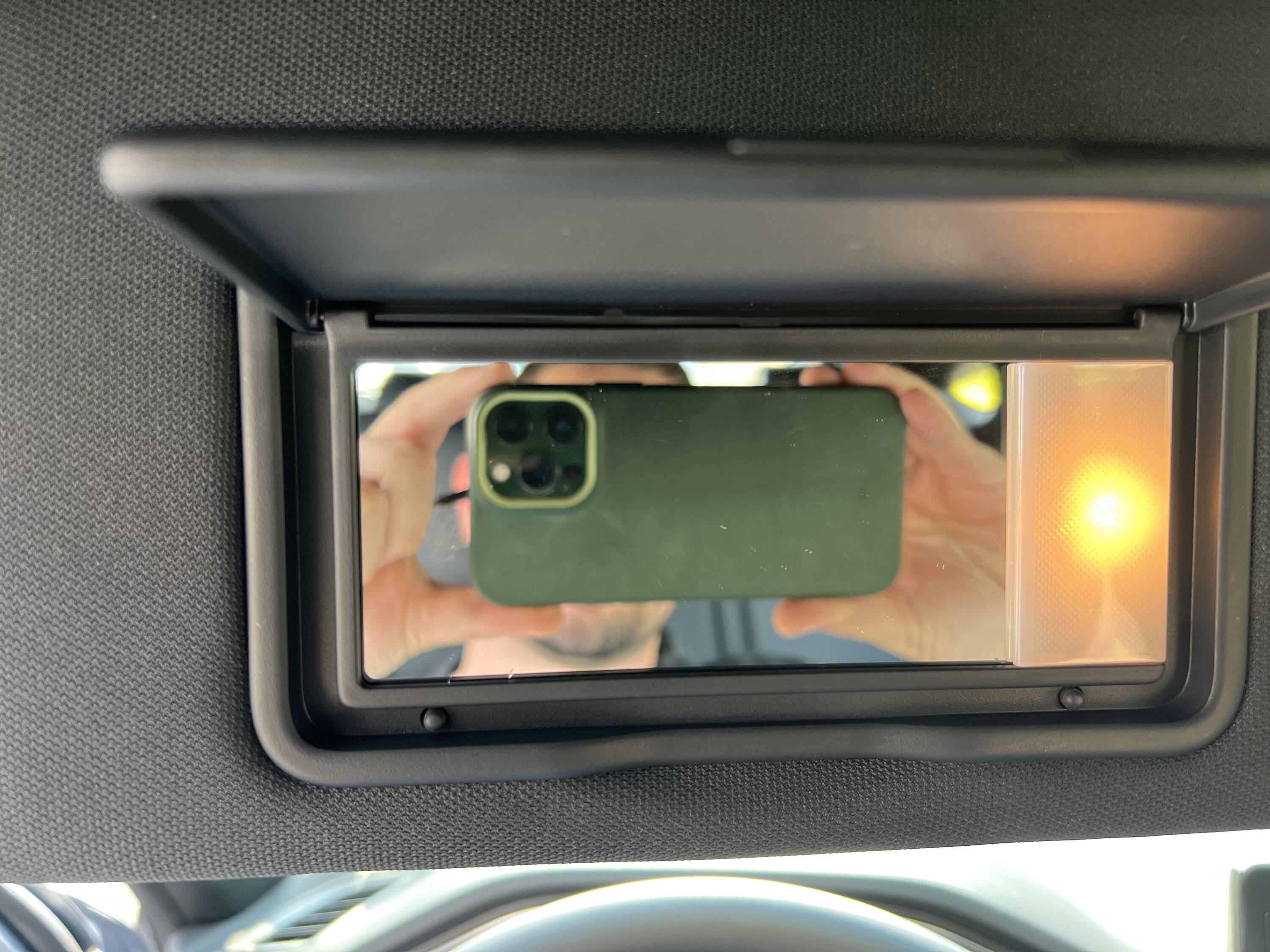 Acura Integra Vanity Light LED conversion 40540B3C-1631-47A3-999D-8557C4F16BA4