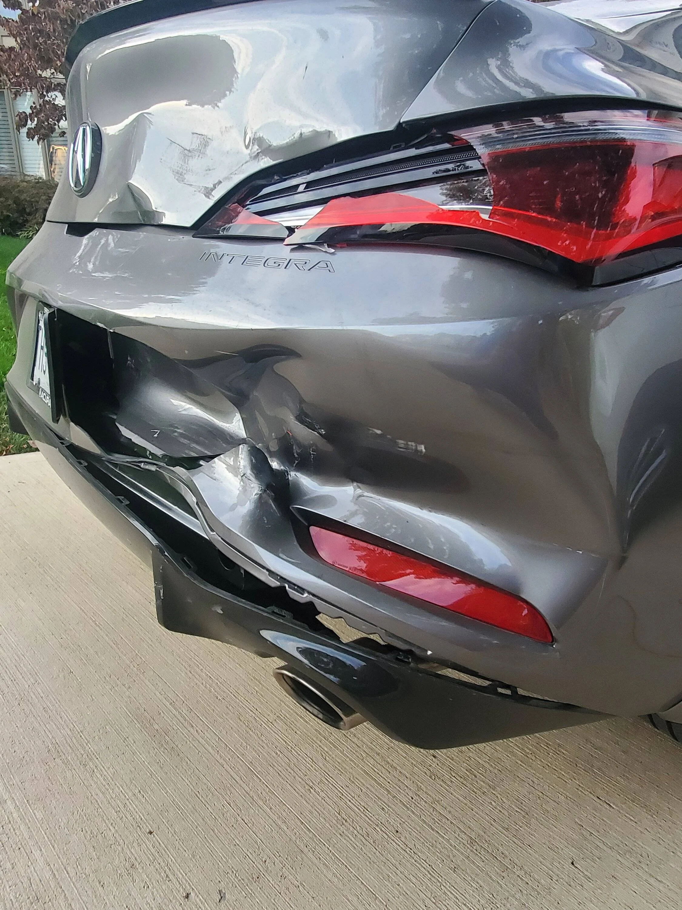 Acura Integra Wrecked. 20221010_180113