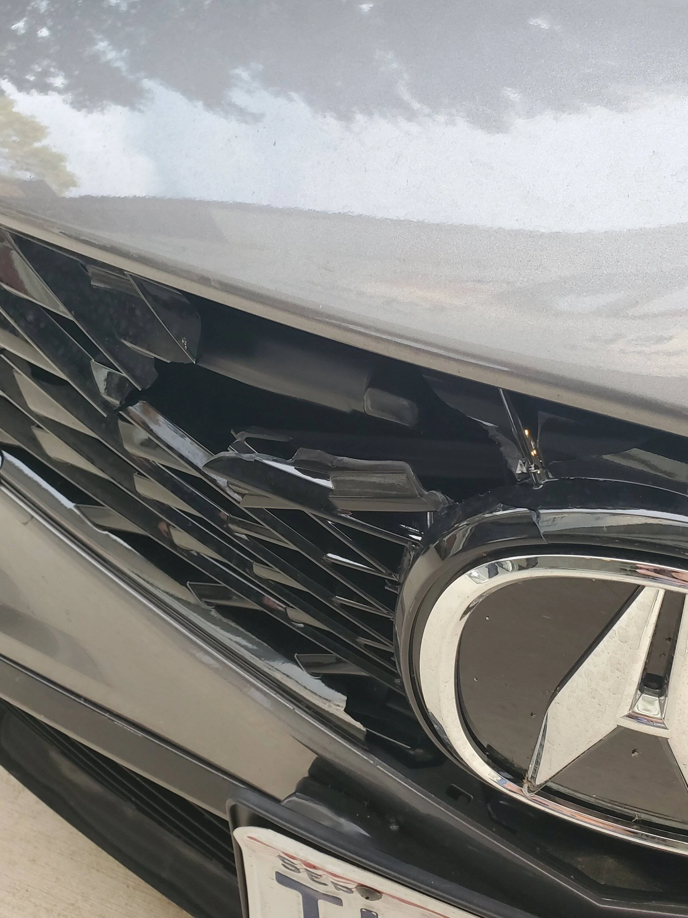 Acura Integra Wrecked. 20221010_175944