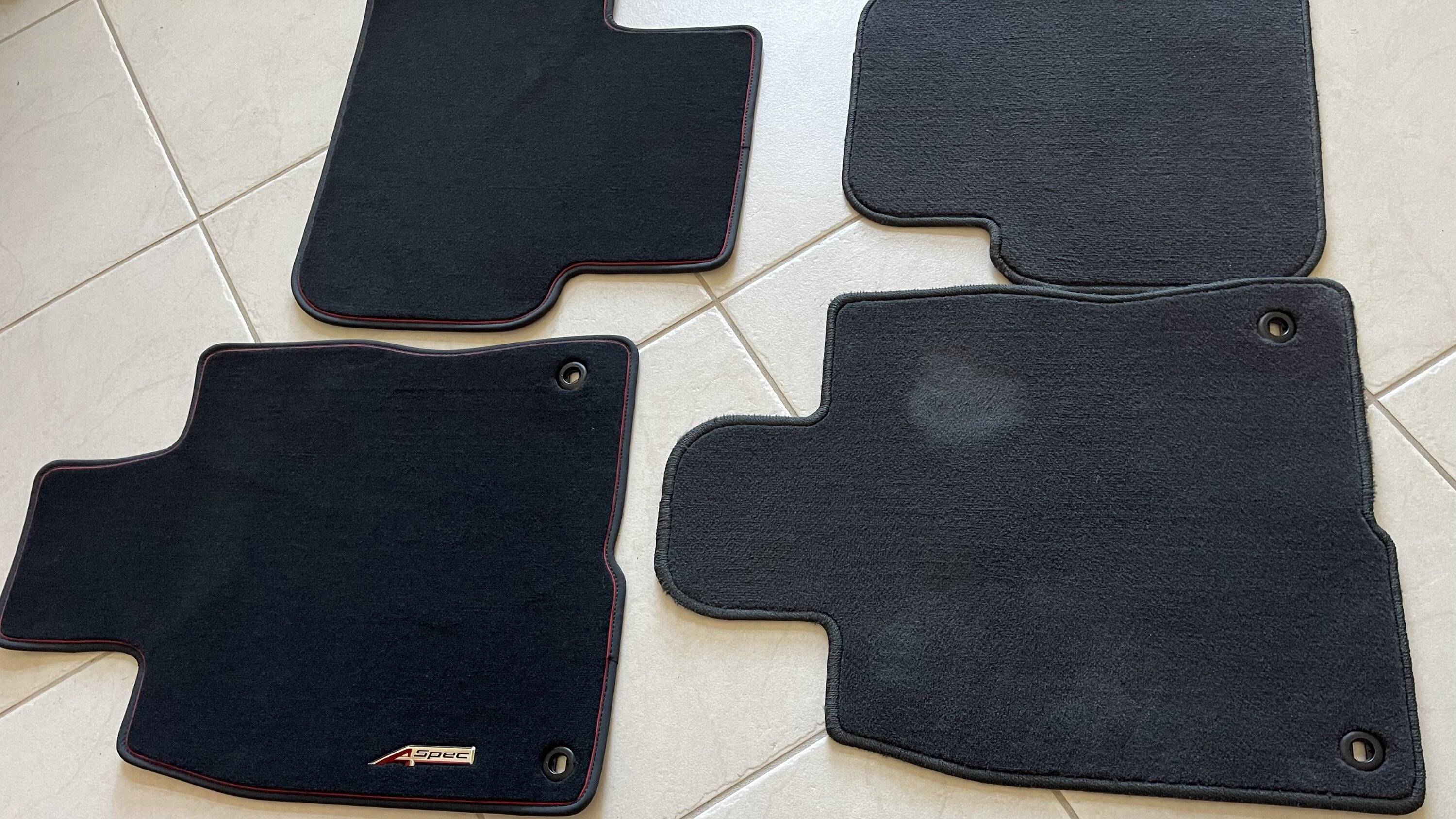Acura Integra A-Spec Premium Floor Mats Review w/ Pics FA48BD22-19E4-4449-88BD-E03F288C7195