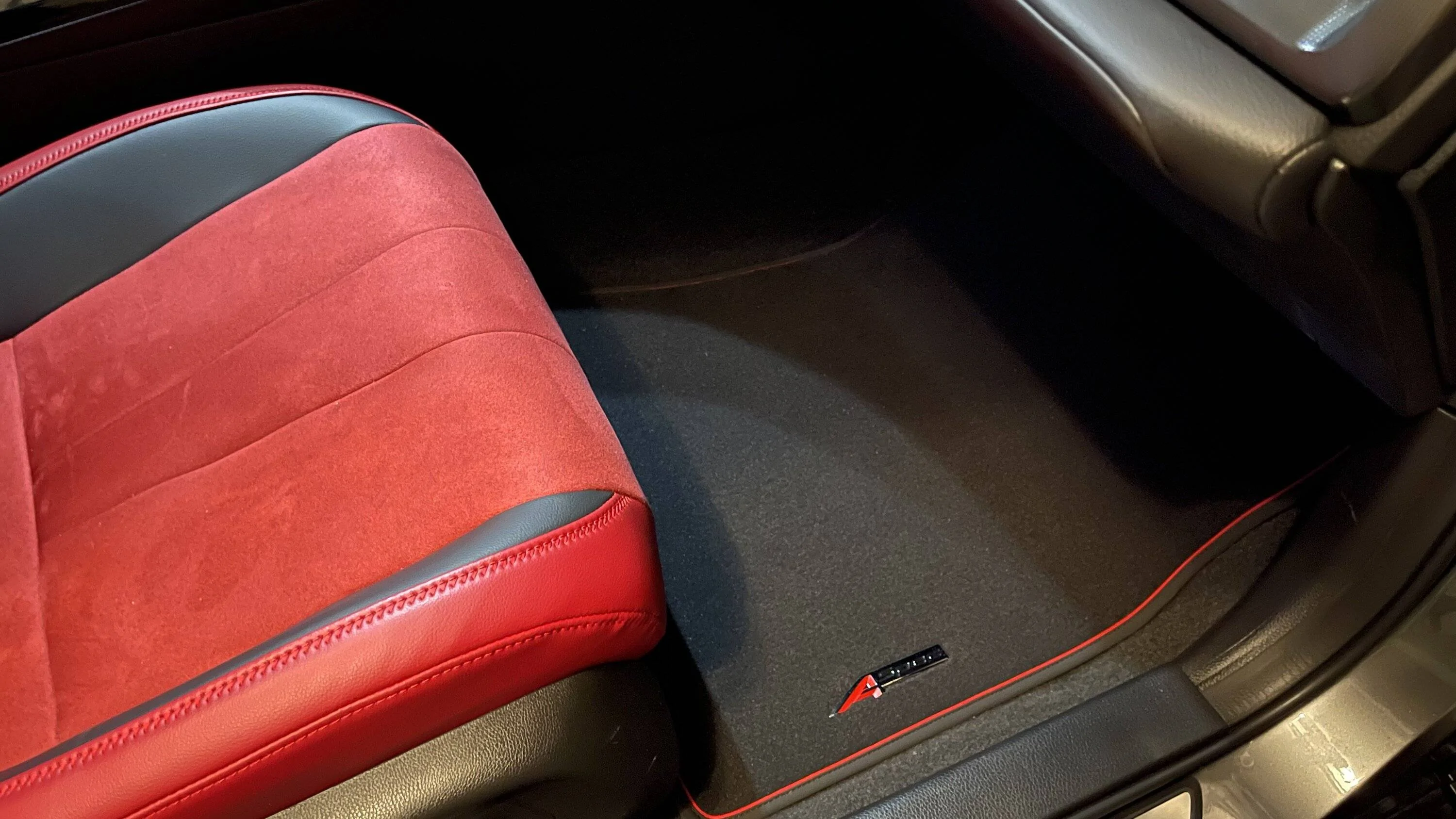 Acura Integra A-Spec Premium Floor Mats Review w/ Pics 8D351E25-B1AA-4C7E-8057-0F06F173609A