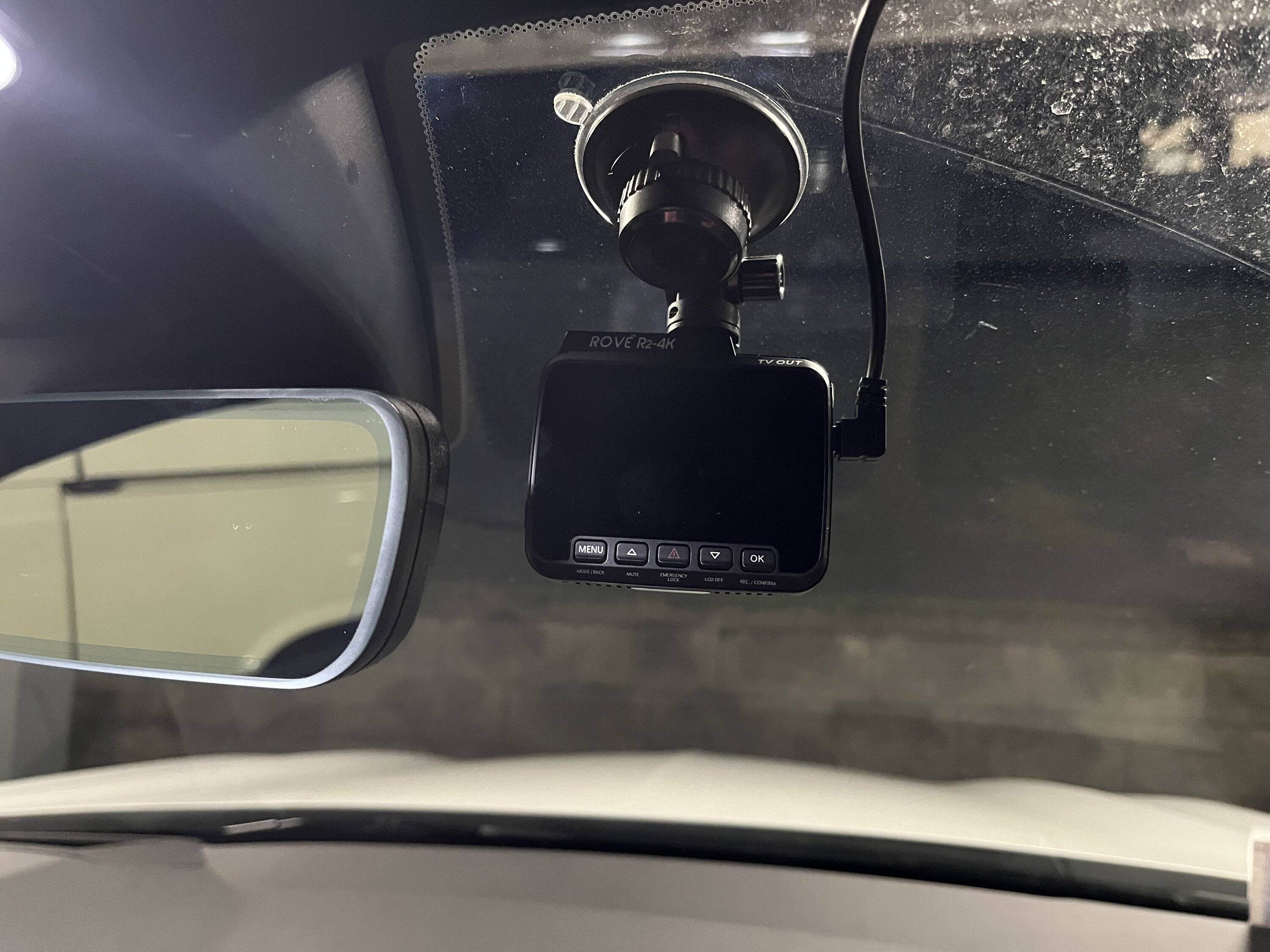 Acura Integra Best place to mount dash cam? IMG_0509[1]