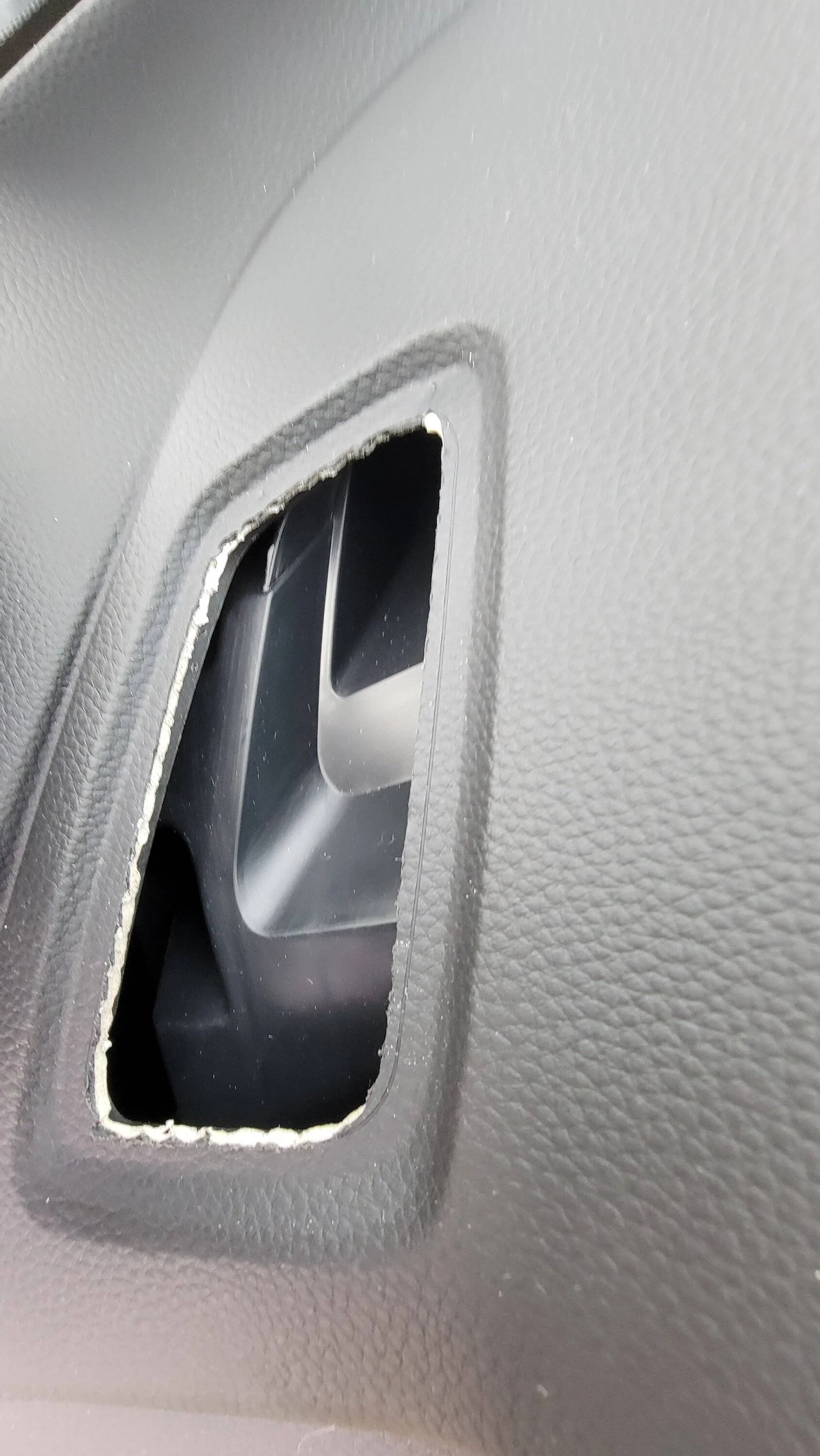 Acura Integra Loose Defrost Vent on Dash 20230502_181038