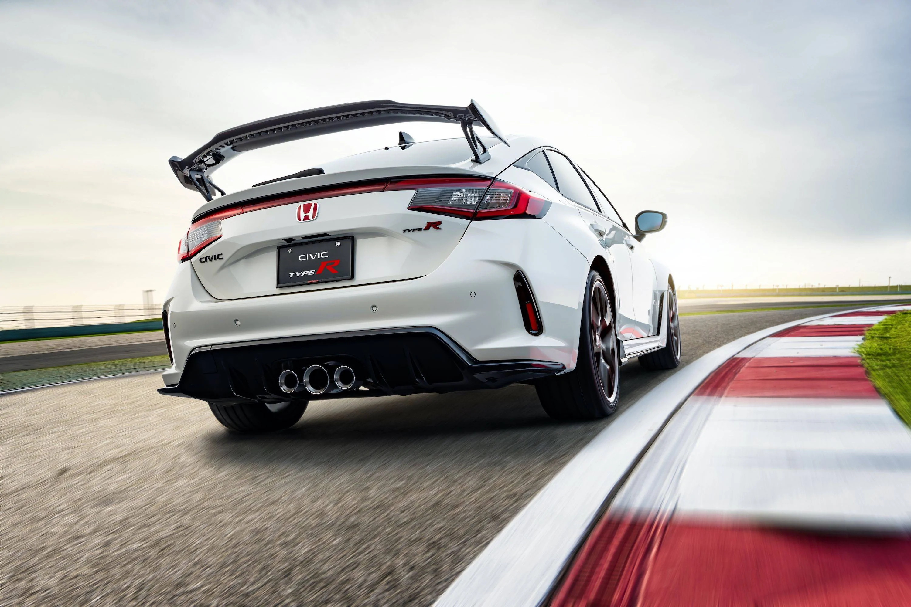 Acura Integra 2024 Acura Integra Type S Pricing & MPG Fuel Economy Released! Pre-Order Begins May 11 C%E3%82%A4%E3%83%A1%E3%83%BC%E3%82%B7-2-1658845584