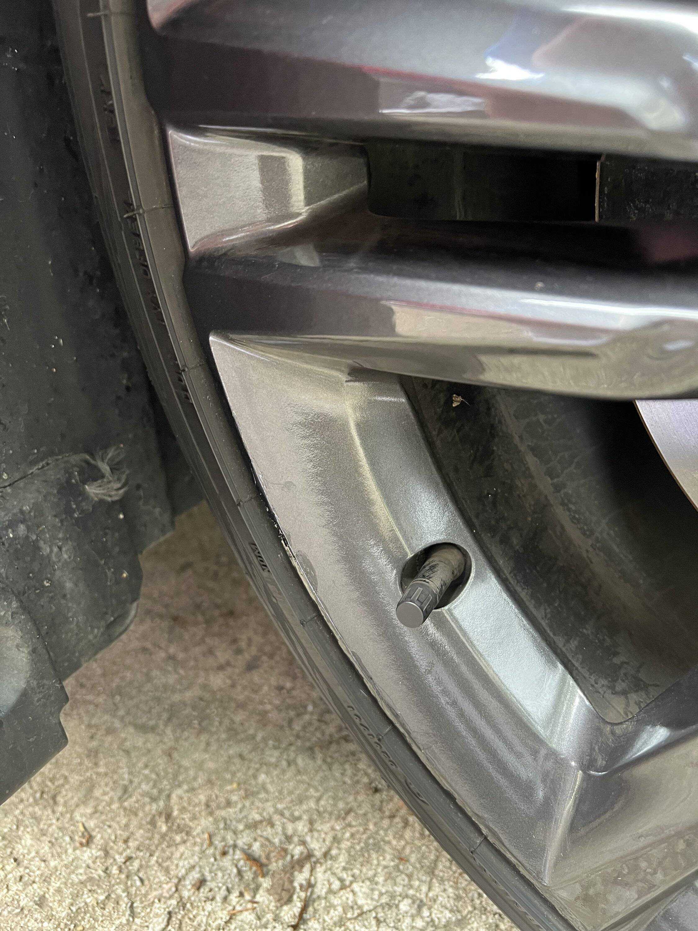 Acura Integra A-Spec Rim Touch up paint IMG_2033