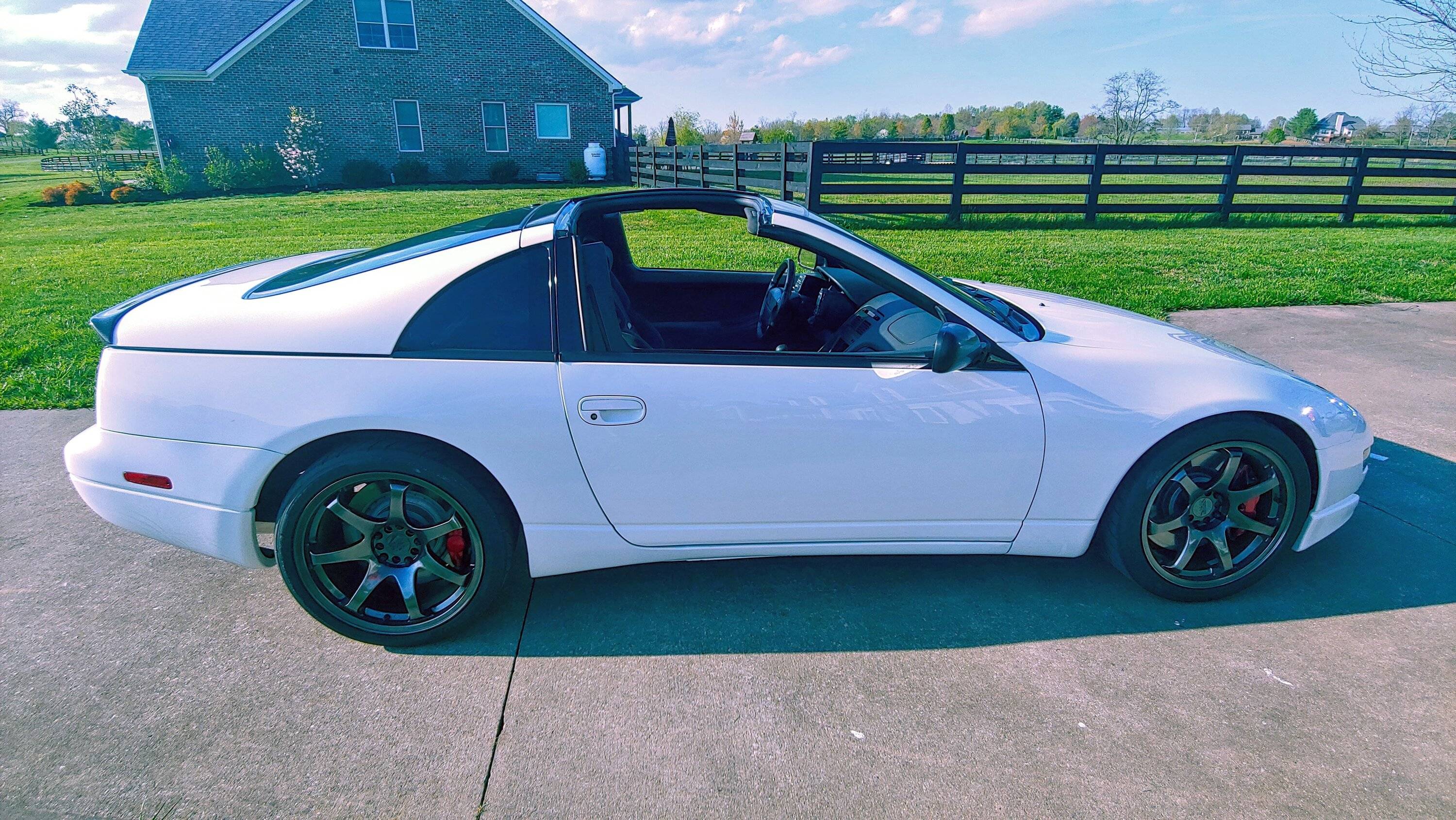 Acura Integra Anyone planning on switching to low dust brake pads? 300zx_RH_view