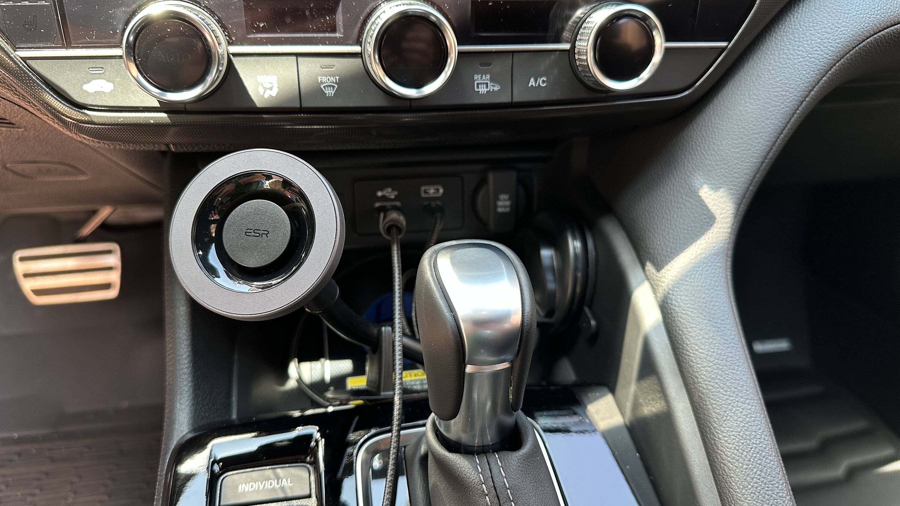 Acura Integra Phone mount IMG_3666