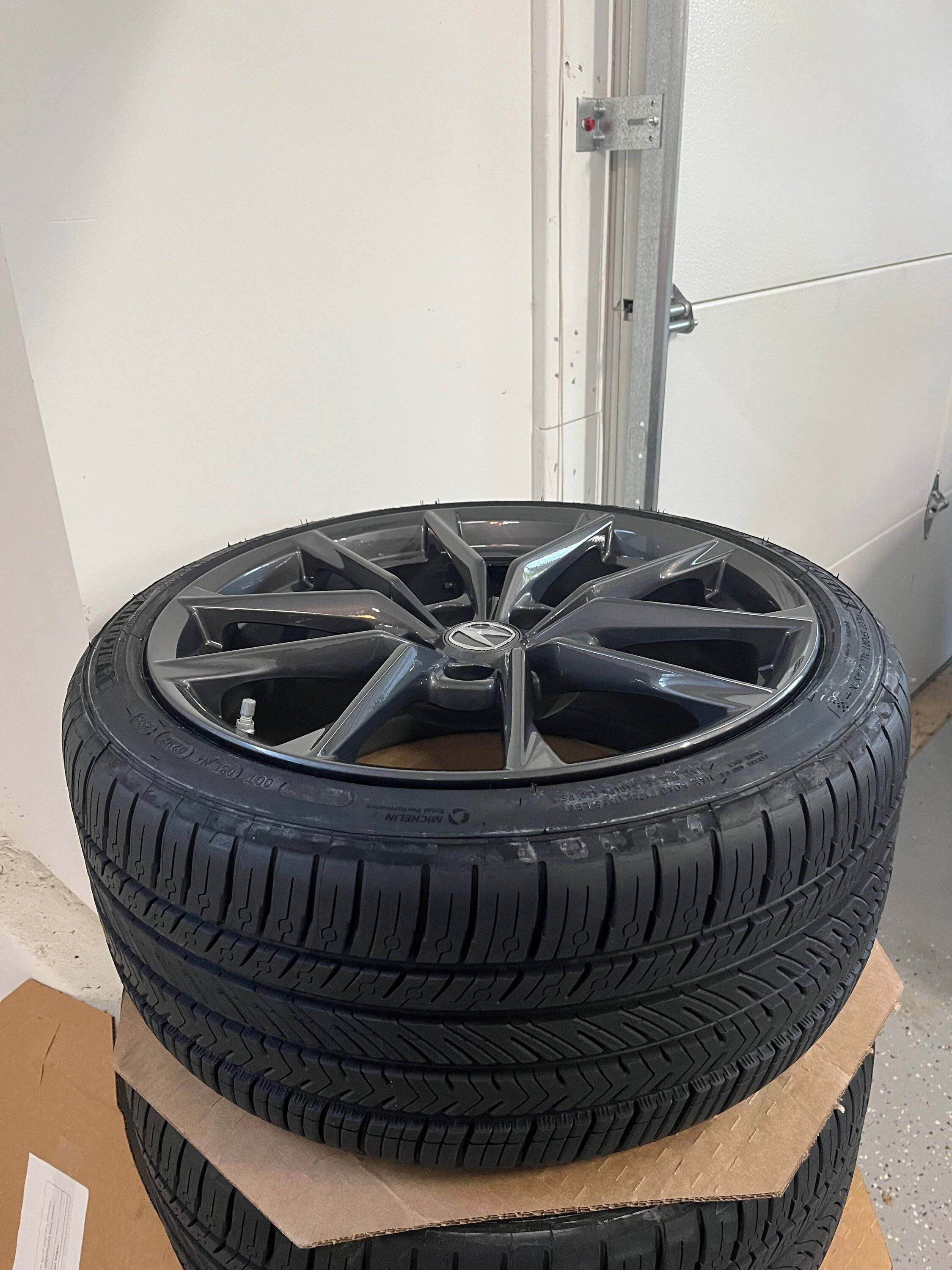 Acura Integra Tire size IMG_0346