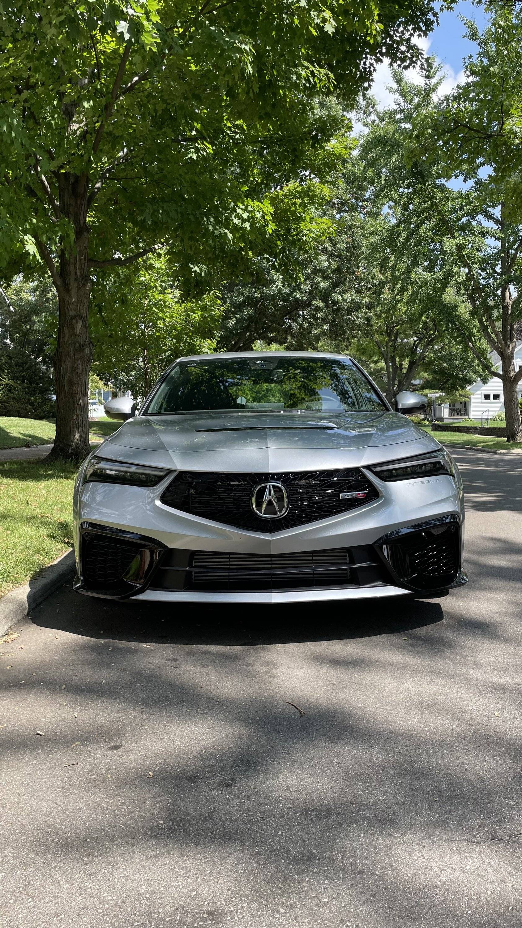 Acura Integra Lunar Silver Metallic IMG_5533