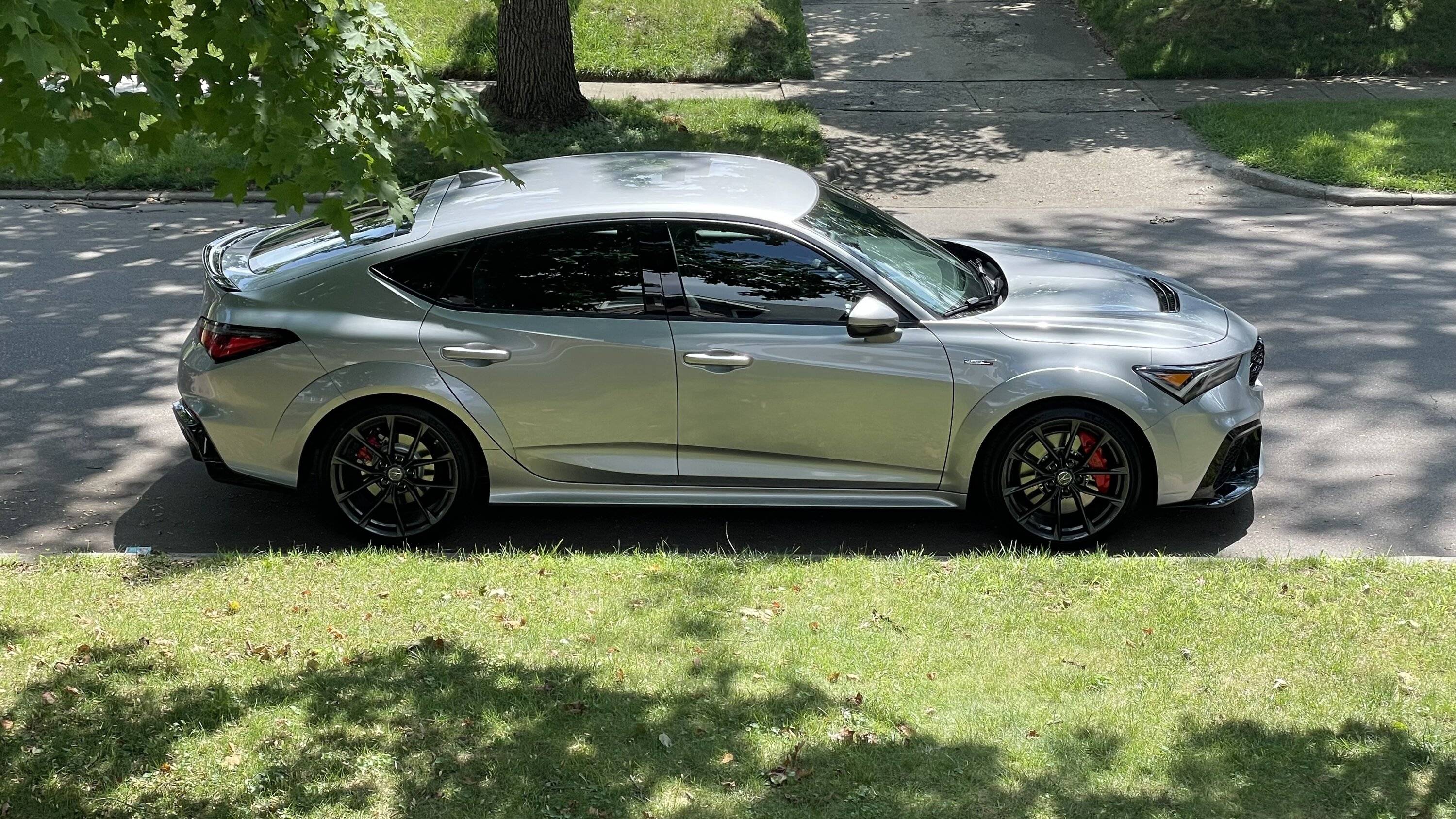 Acura Integra Lunar Silver Metallic IMG_5527