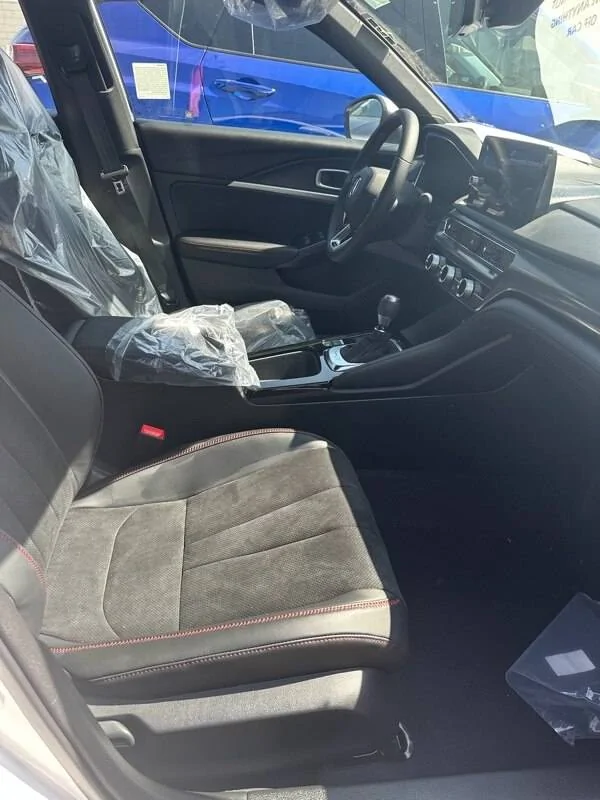 Acura Integra White/black build dates? image_0