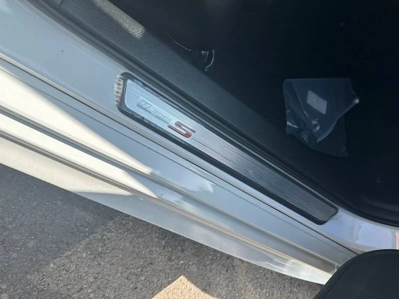 Acura Integra White/black build dates? image_3