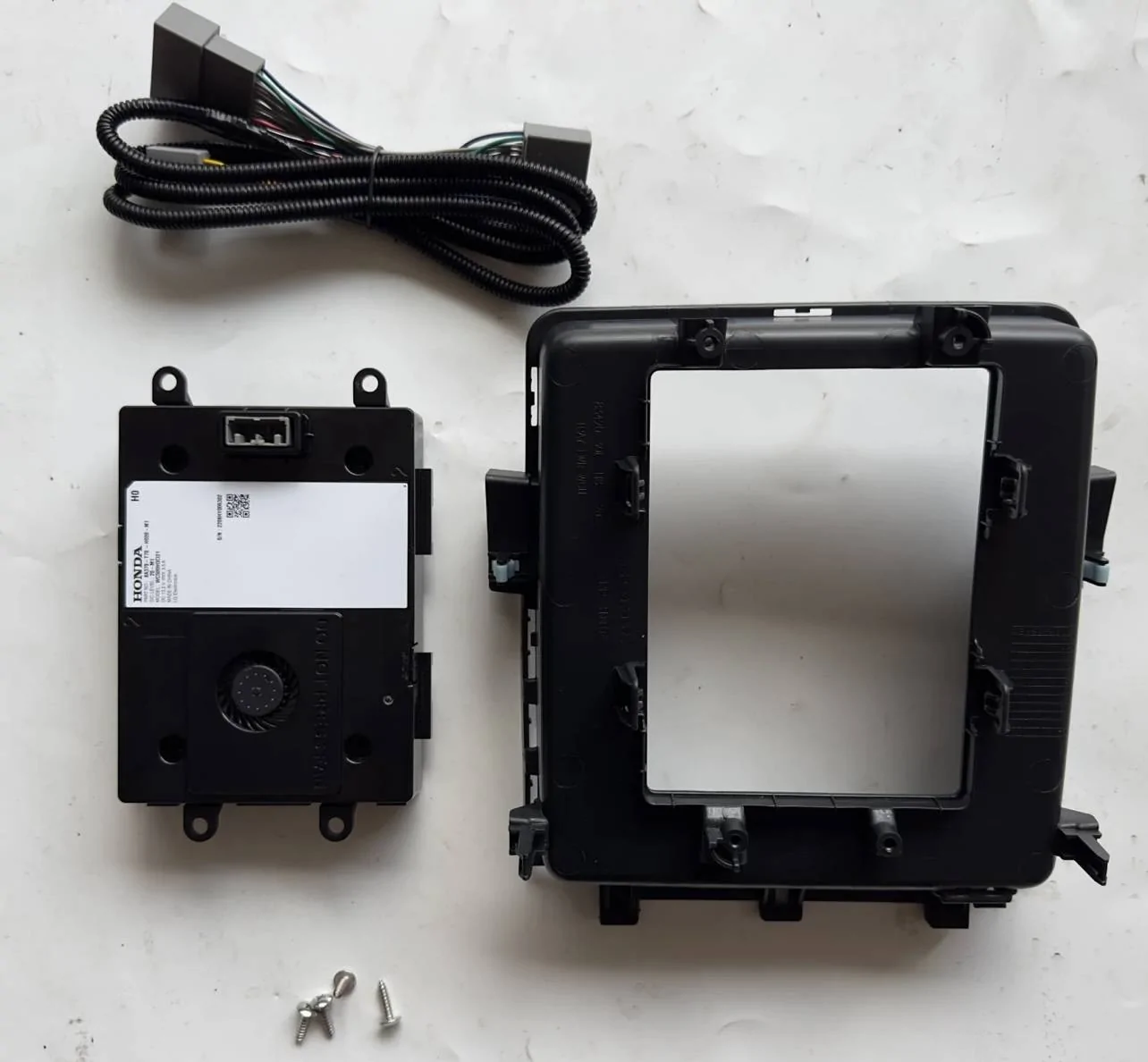 Acura Integra OEM+ solution: MagSafe puck to replace Qi charger IMG_3076