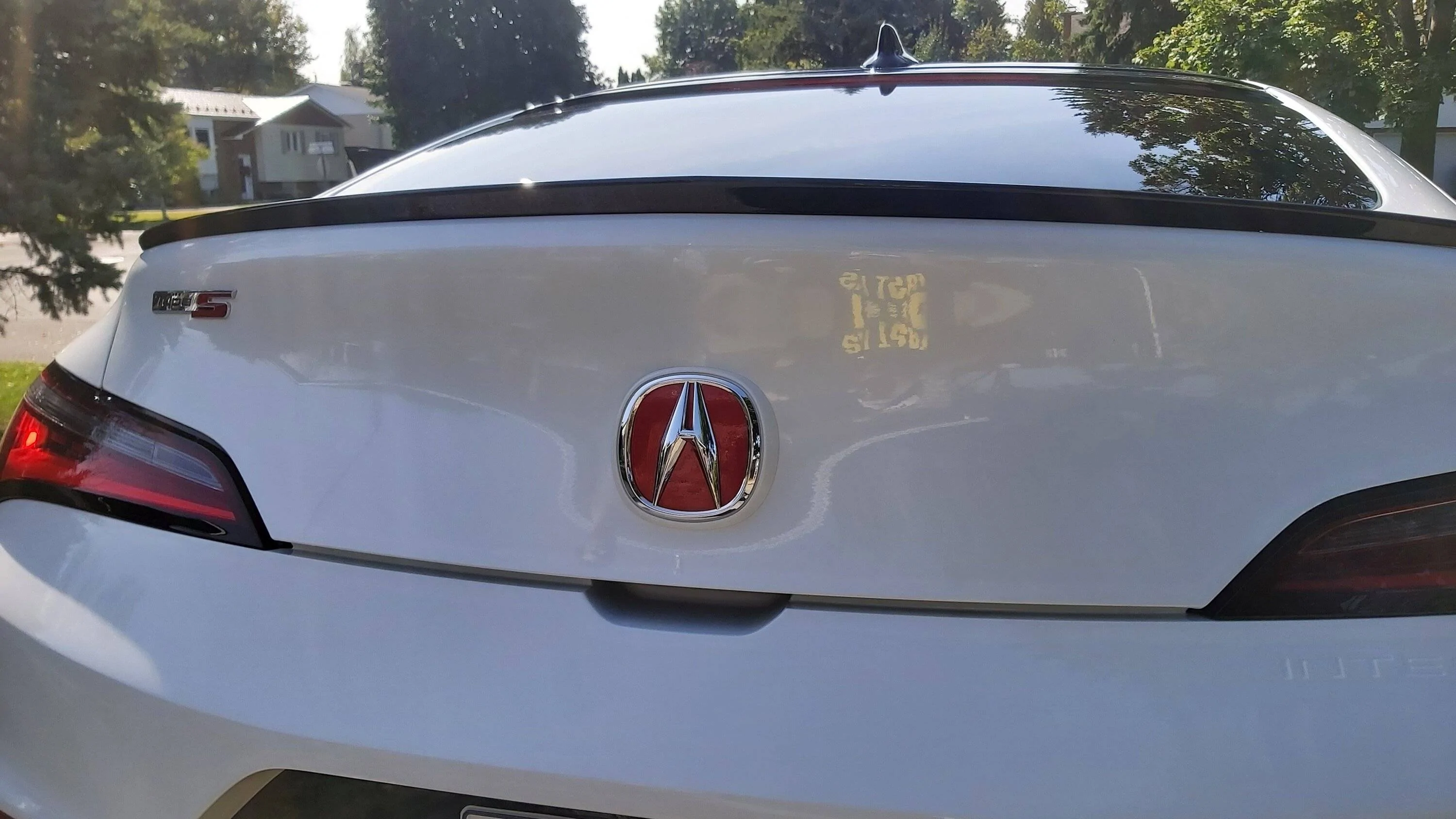 Acura Integra Acura Red badge 1695572815018