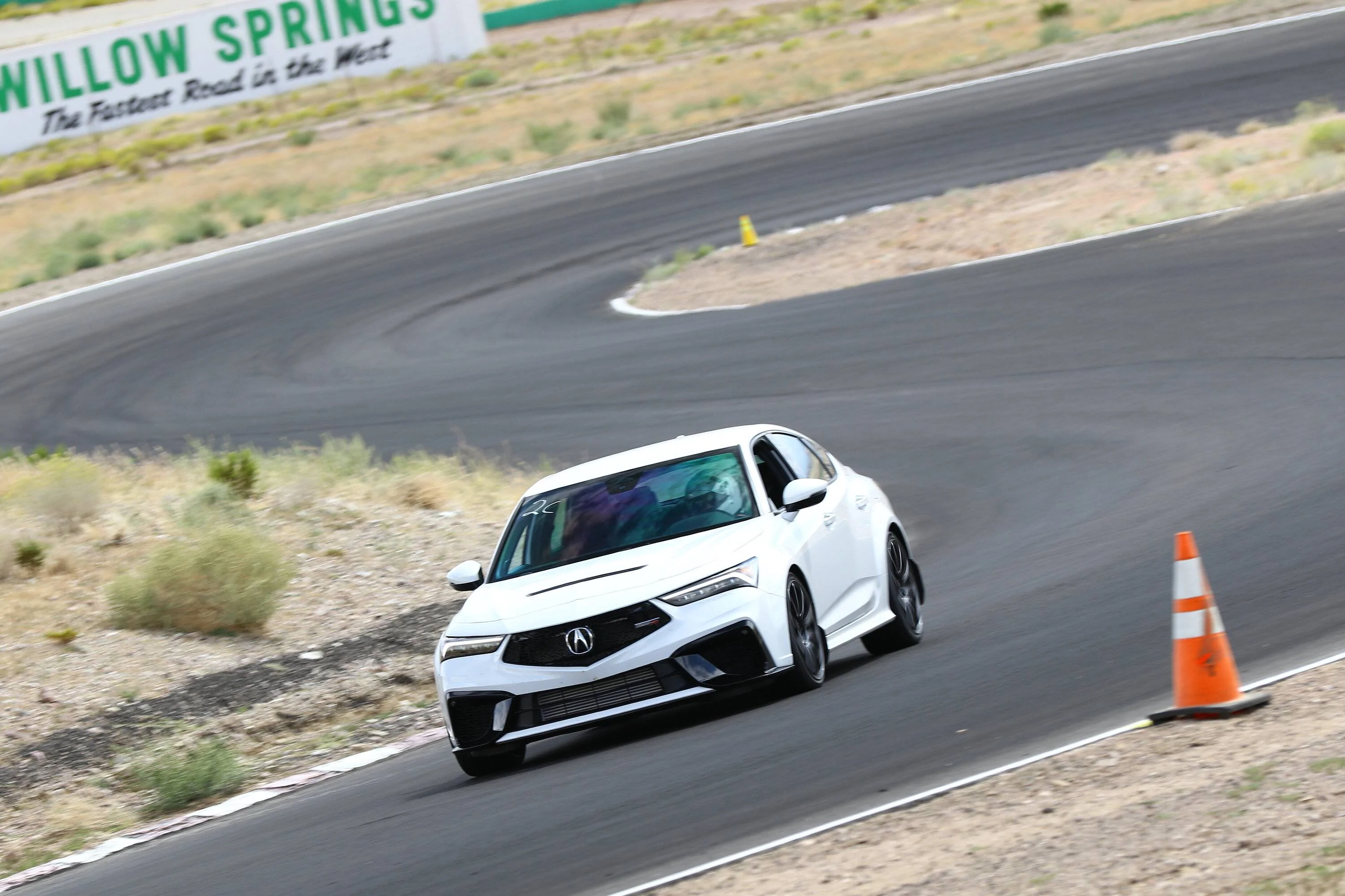 Acura Integra What did you do to your Integra Type S today? 🙋🏻‍♂️ C Group - session 3 turn 4a - WS8_0033_Oct0123_1143AM_CaliPhoto