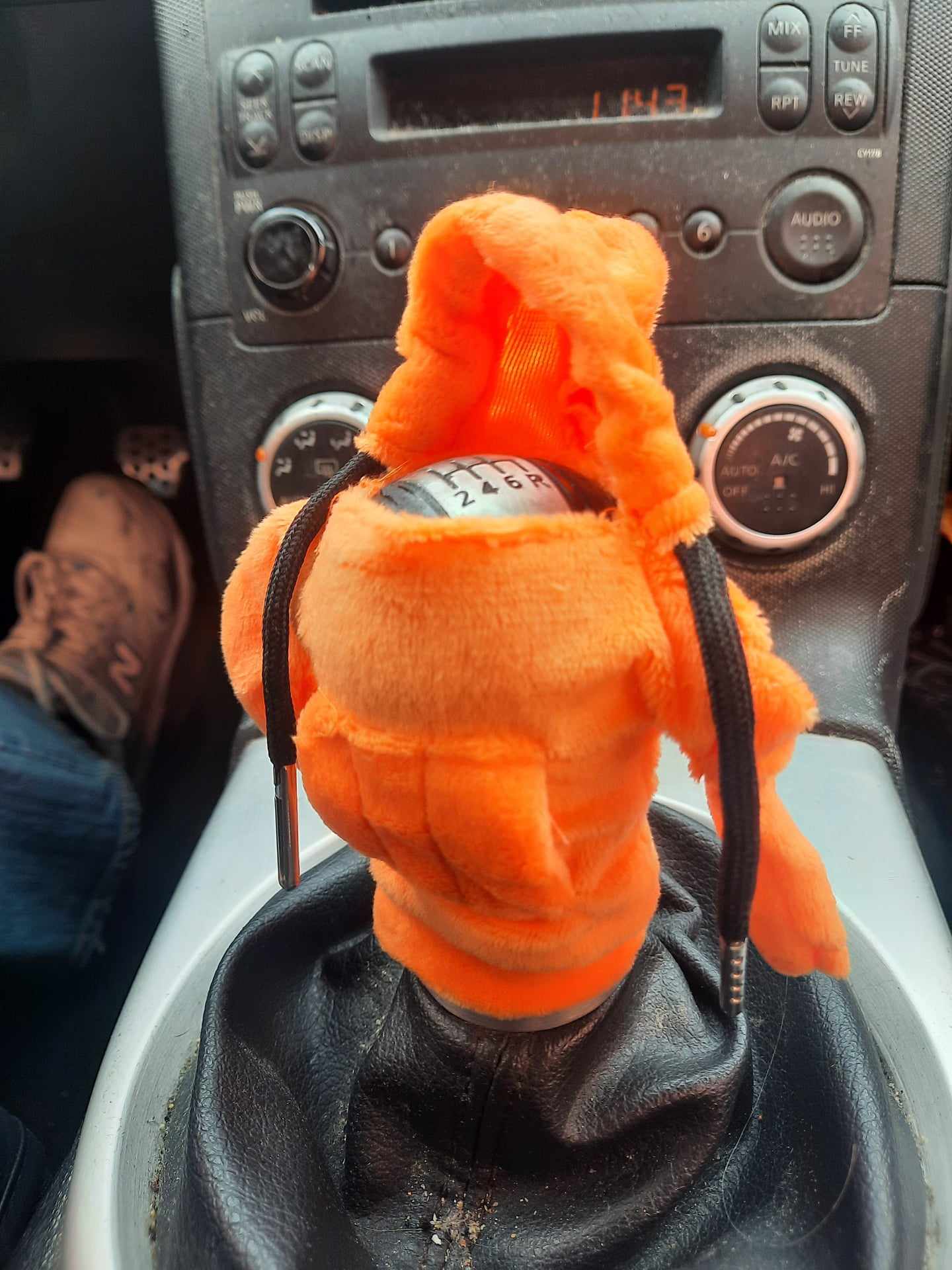 Acura Integra Heated Steering Wheel 394446543_254780650483920_3752498179536553335_n (1)