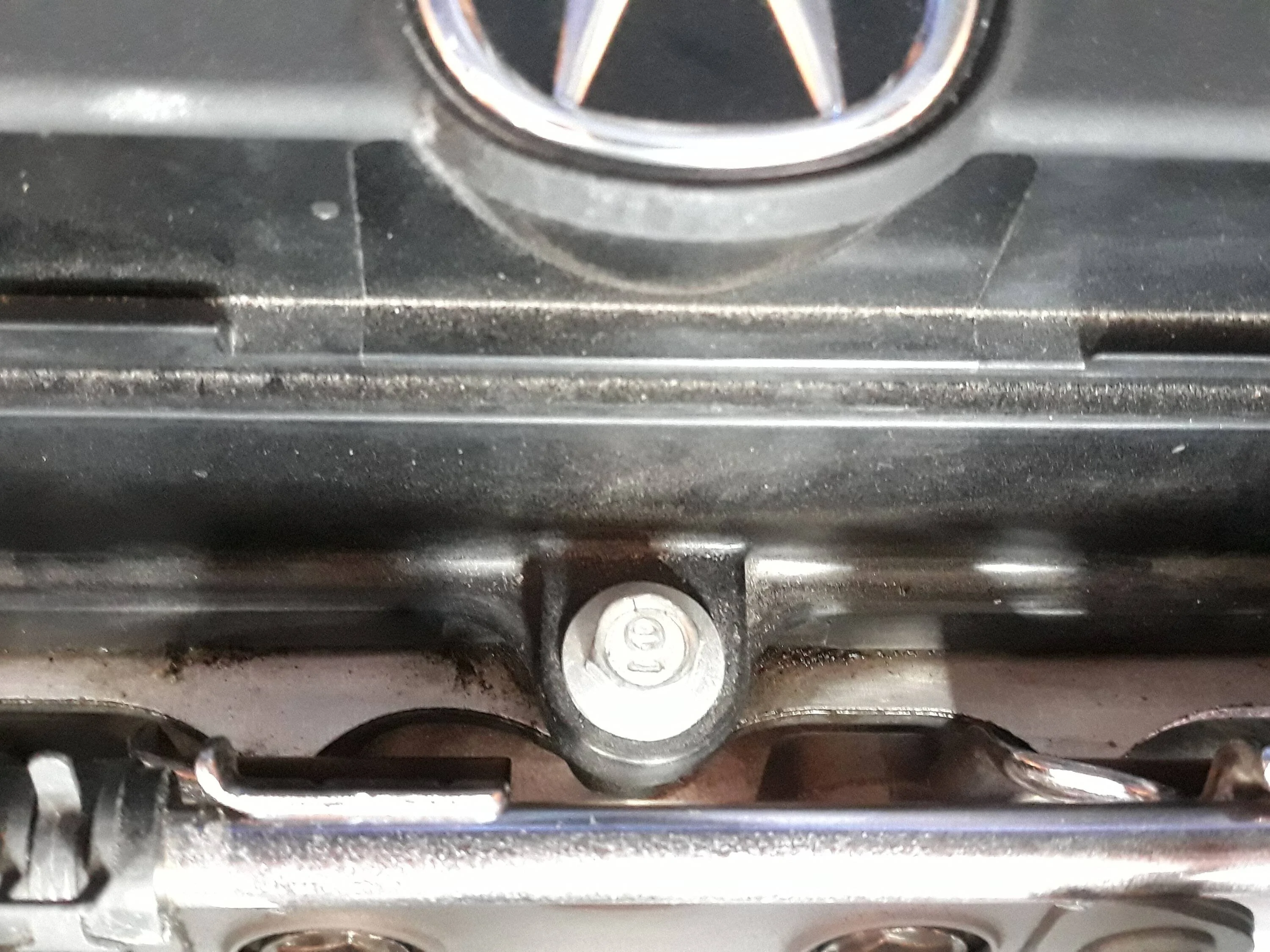 Acura Integra Possible Engine Leaking 20231022_171206