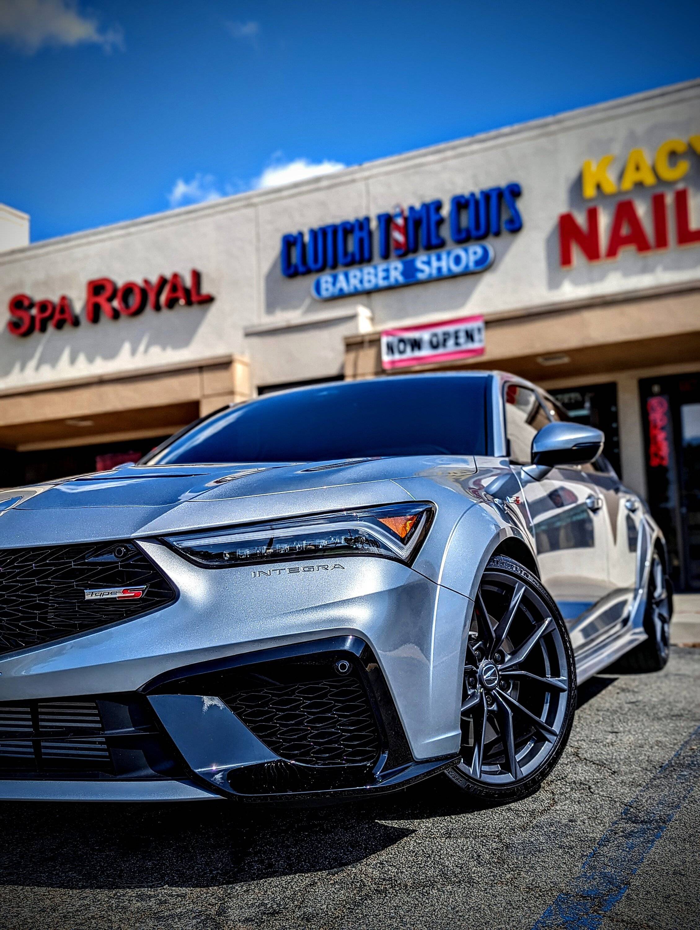 Acura Integra Lunar Silver Metallic PXL_20231002_202028200.PORTRAIT~2