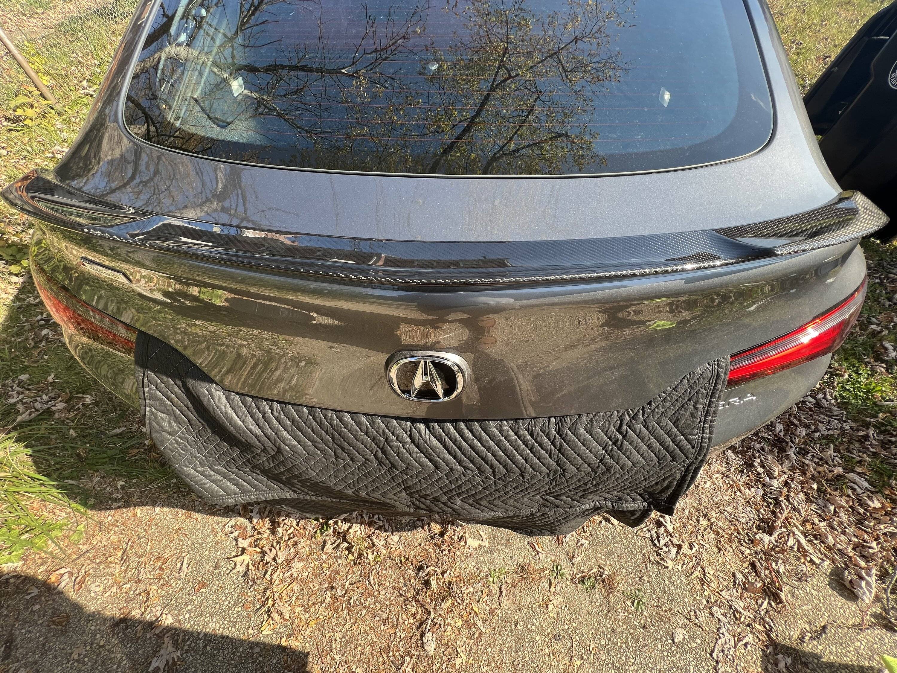 Acura Integra Finally installed my carbon Spoiler (Dealer wanted 1300 Lol) IMG_6433