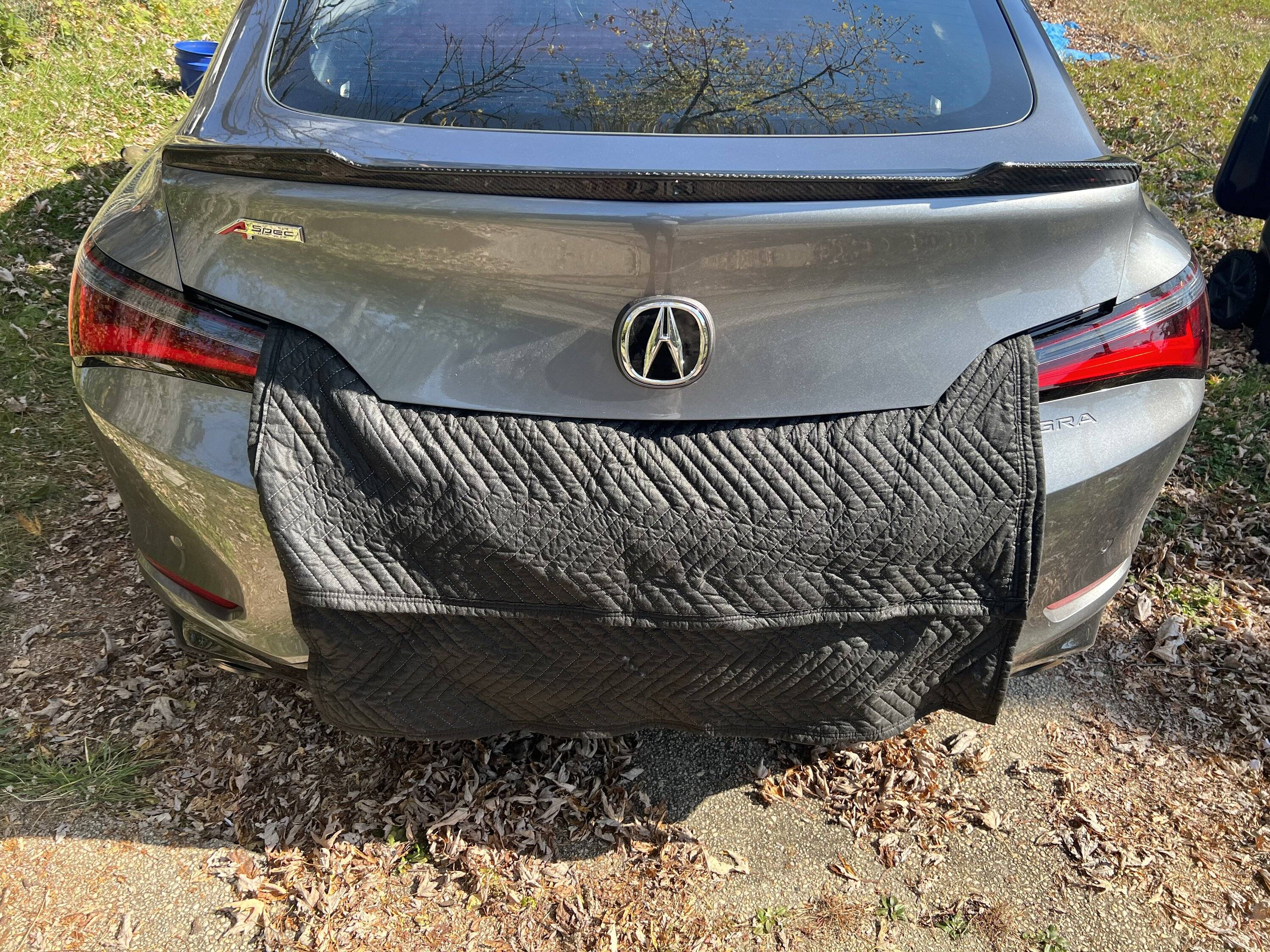 Acura Integra Finally installed my carbon Spoiler (Dealer wanted 1300 Lol) IMG_6432