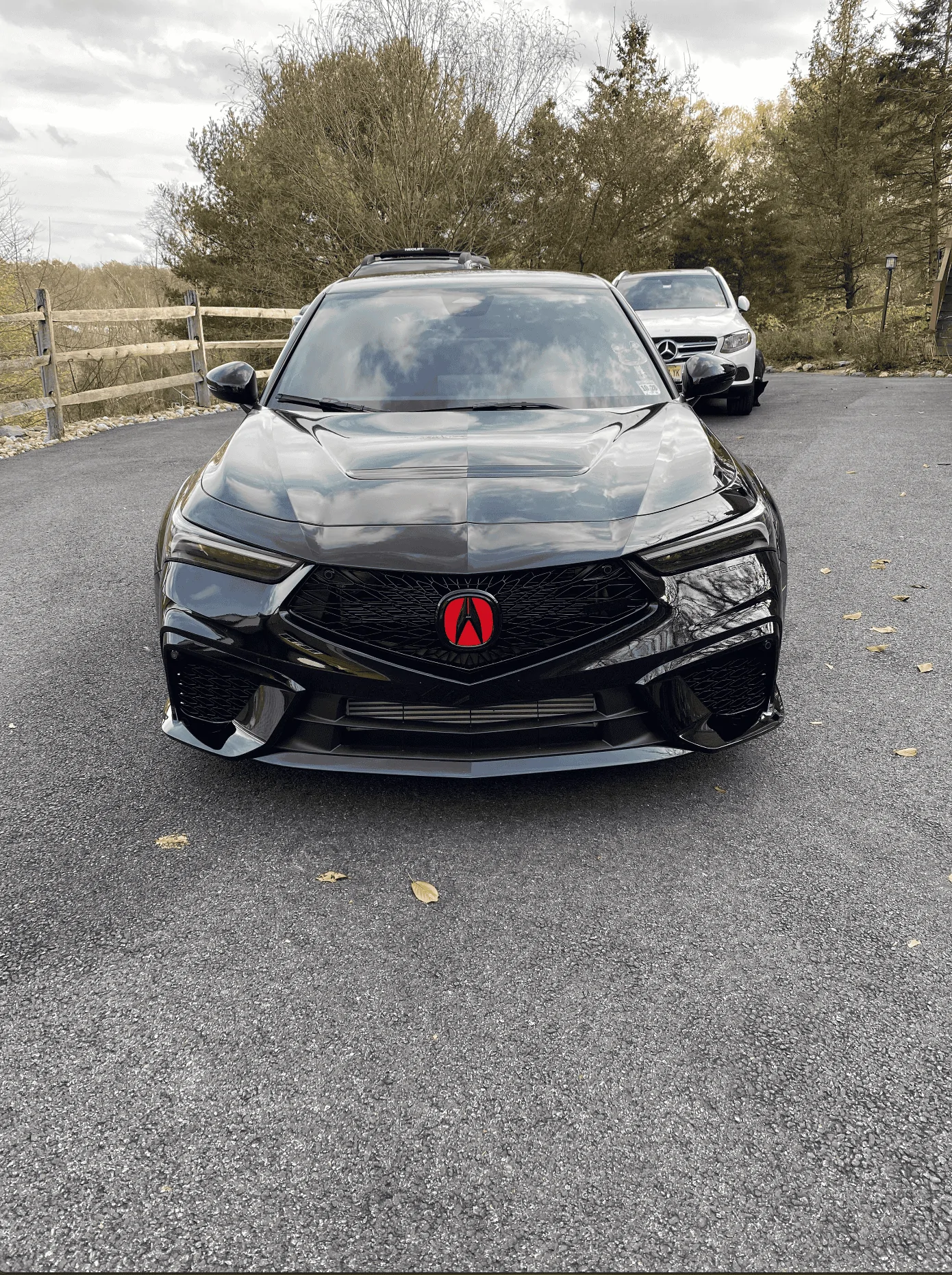 Acura Integra Type S w/ black emblems on red vinyl. Don't really like. Thoughts? Screenshot 2023-11-17 at 2.18.02 PM