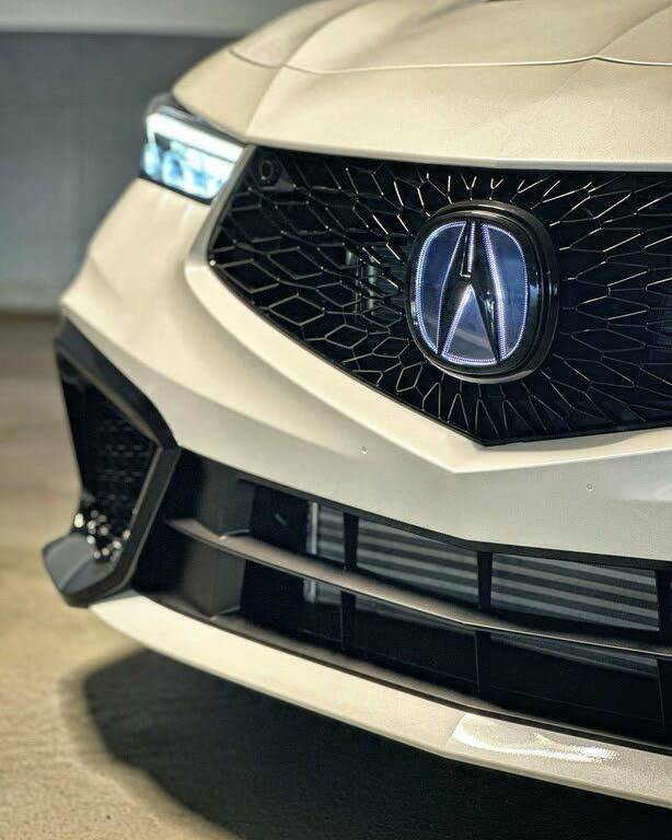 Acura Integra F/S: 2024 Acura Integra Type S White/Red 1,100 miles, Bronze wheels, Carbon fiber, alcantara and more! HVKk3Ge