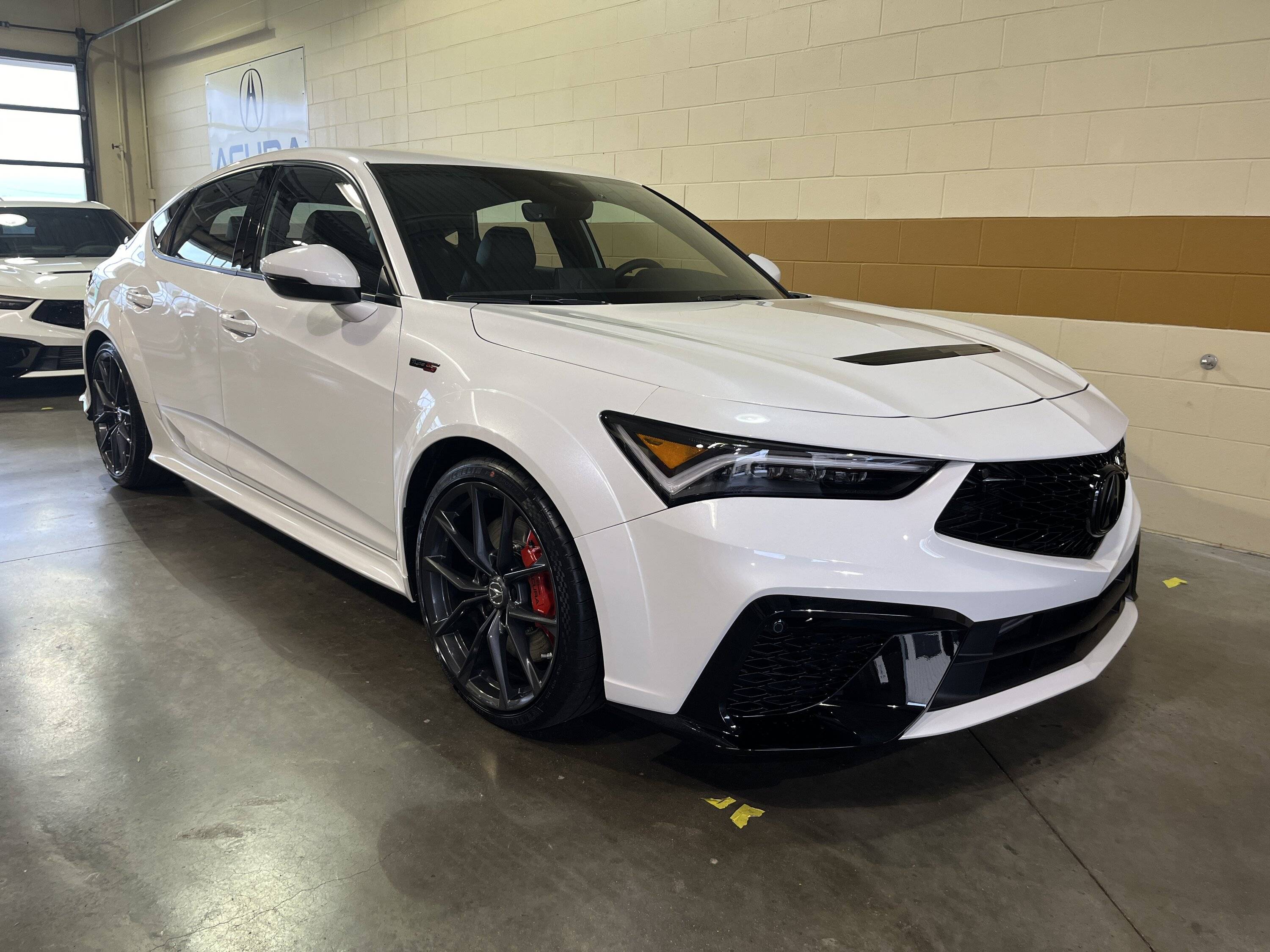 Acura Integra Official Integra Type S waiting room IMG_9023.JPG