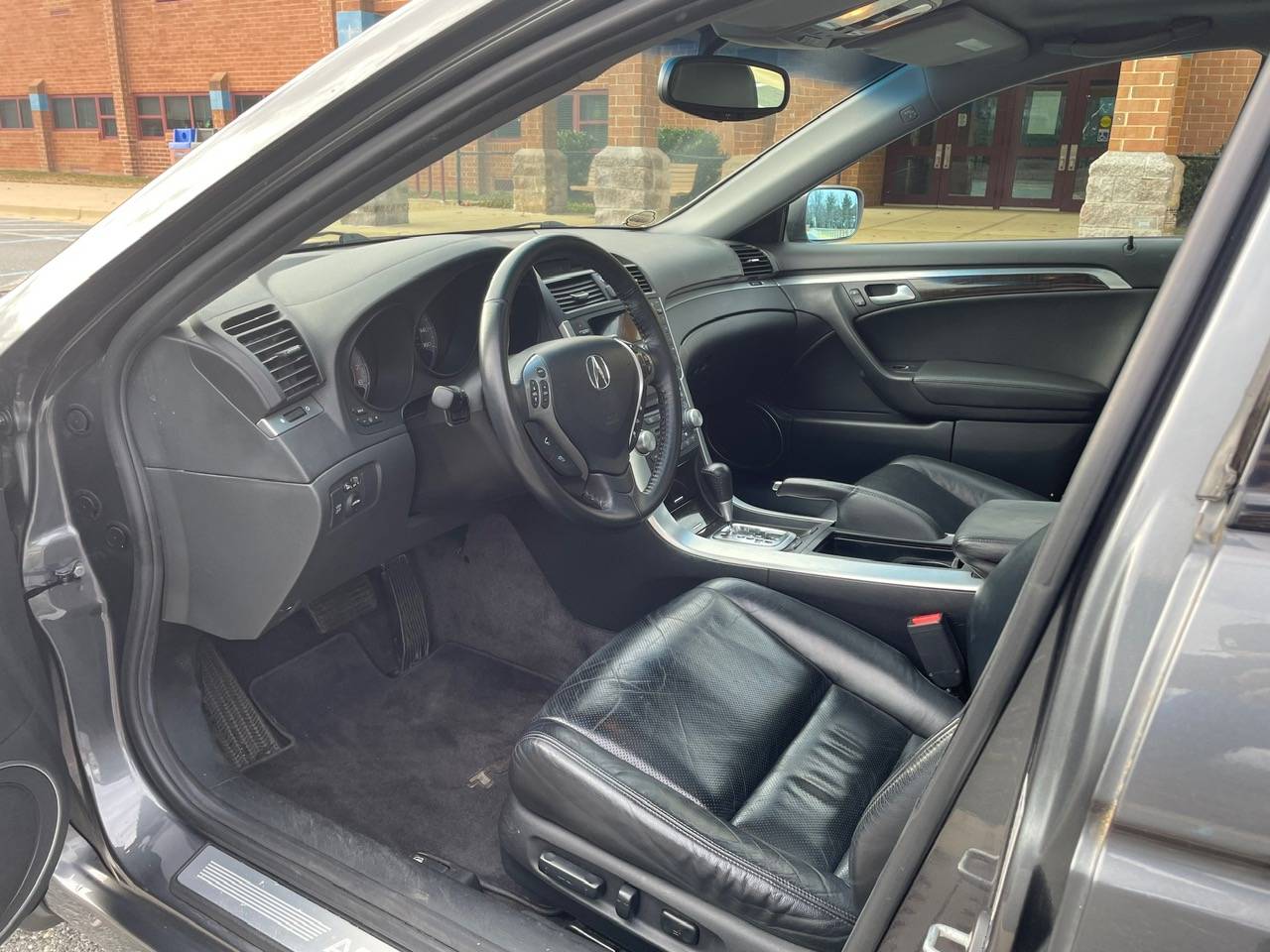 Acura Integra CLEAN DAILY DRIVER // 2008 ACURA TL // LOW MILES IMG_5384