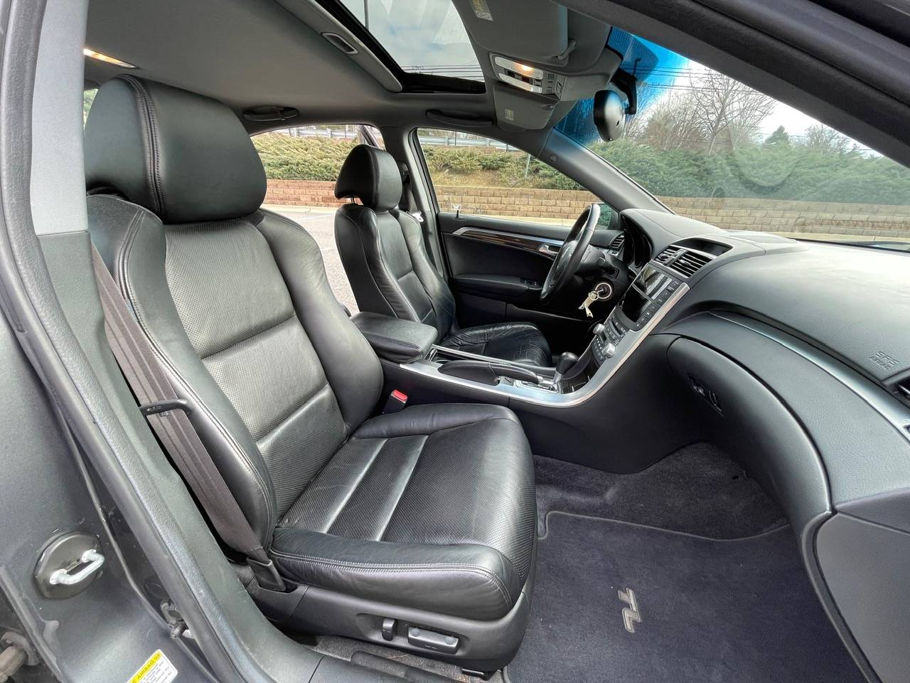 Acura Integra CLEAN DAILY DRIVER // 2008 ACURA TL // LOW MILES IMG_5391