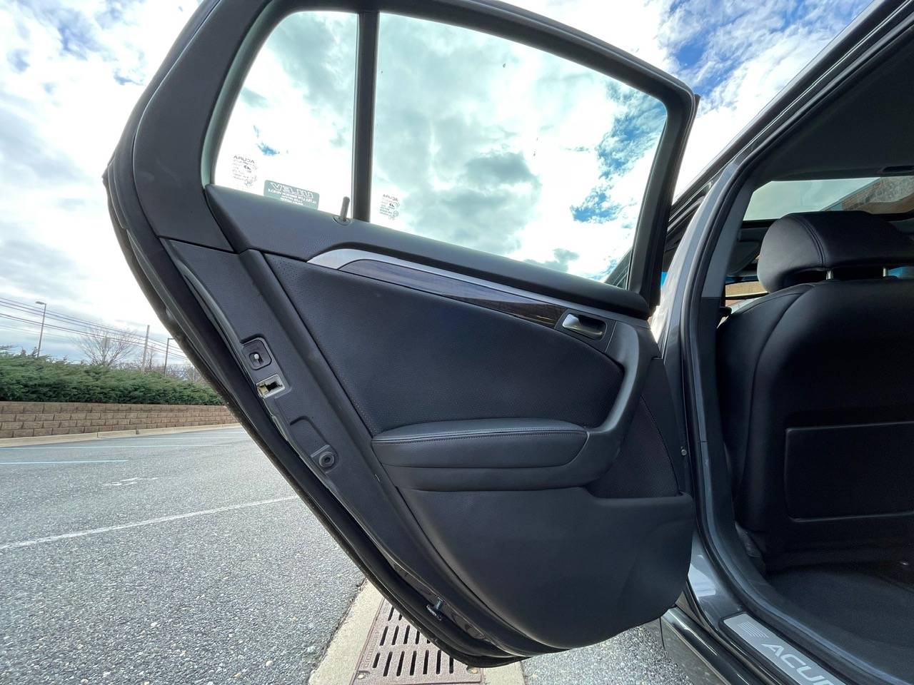 Acura Integra CLEAN DAILY DRIVER // 2008 ACURA TL // LOW MILES IMG_5393