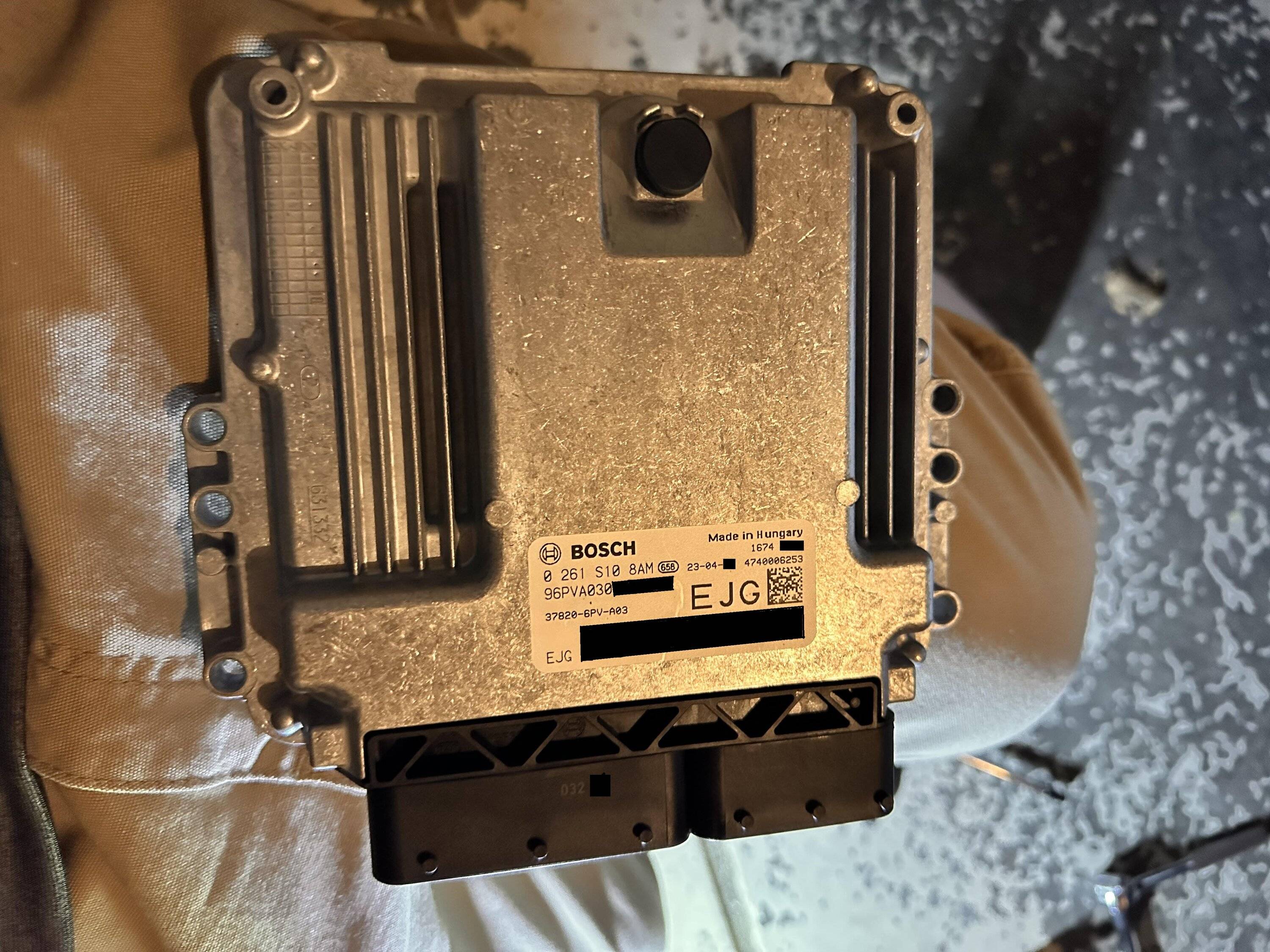 Acura Integra ECU photo with Bosch label unnamed