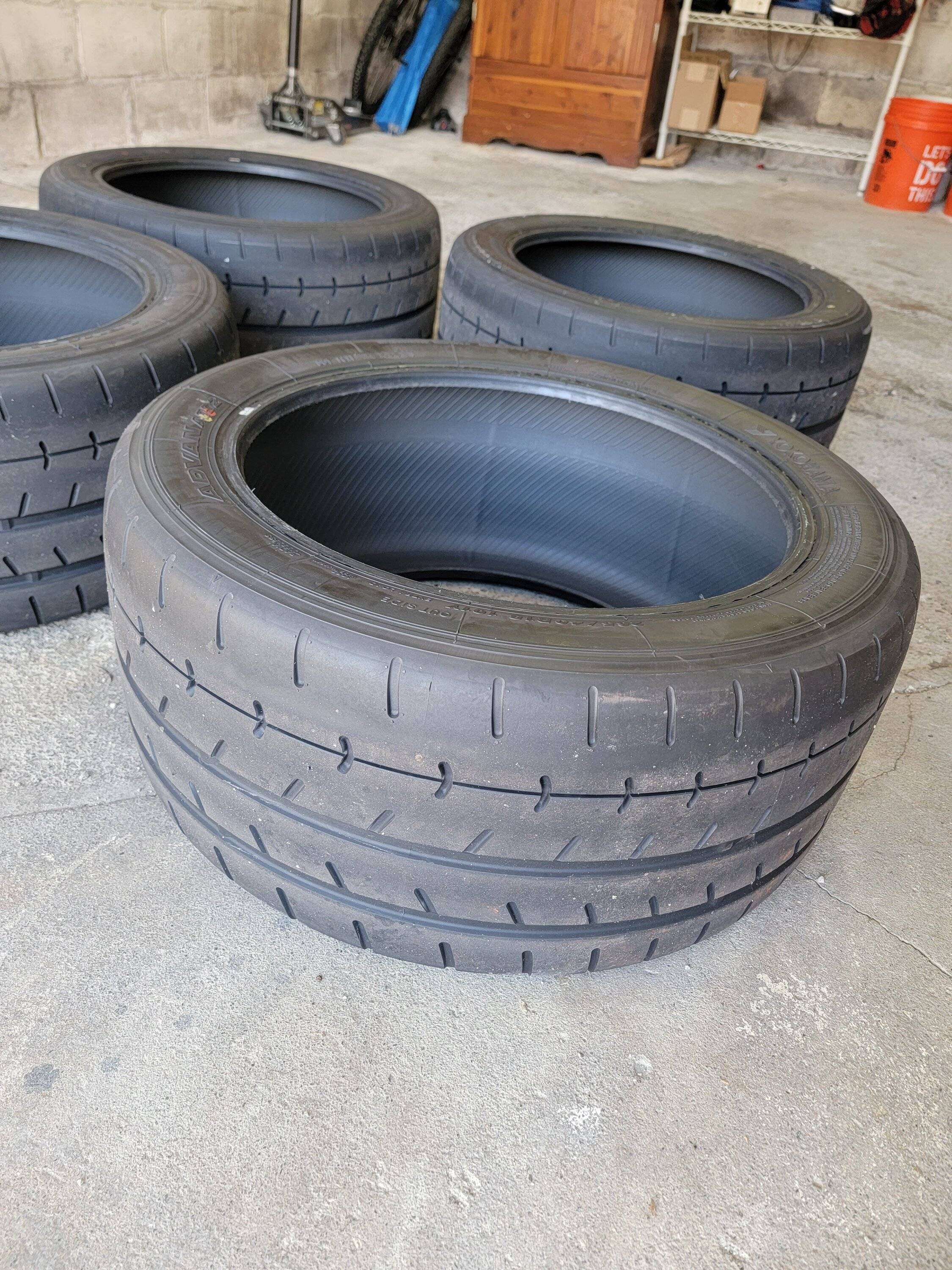 265 40 18 Advan A052 r compound tires | IntegraForums - 2023+