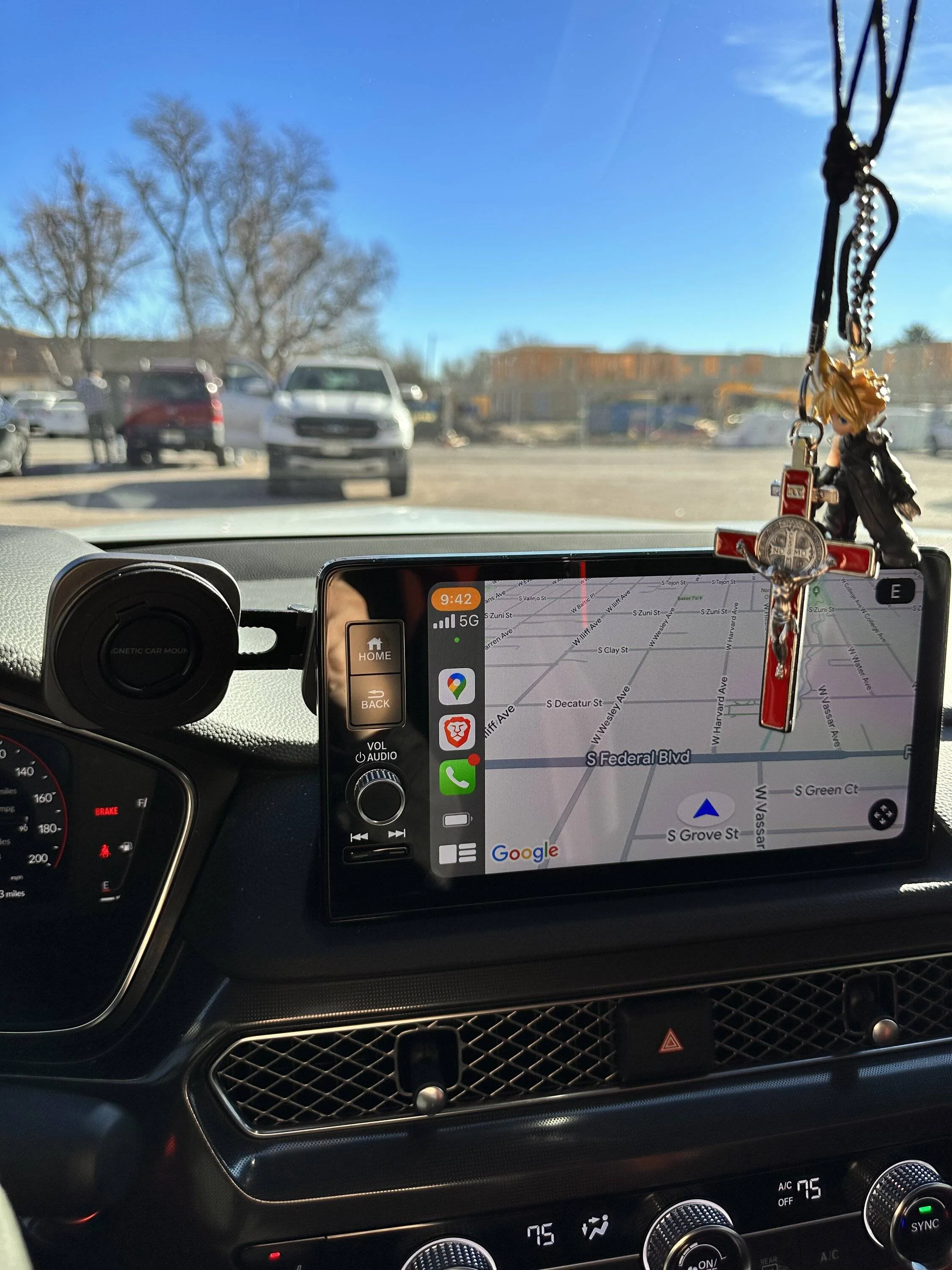 Acura Integra Black or Red interior on White... ughhhhh B63644AC-9E7E-4A2C-9333-CA3983314908