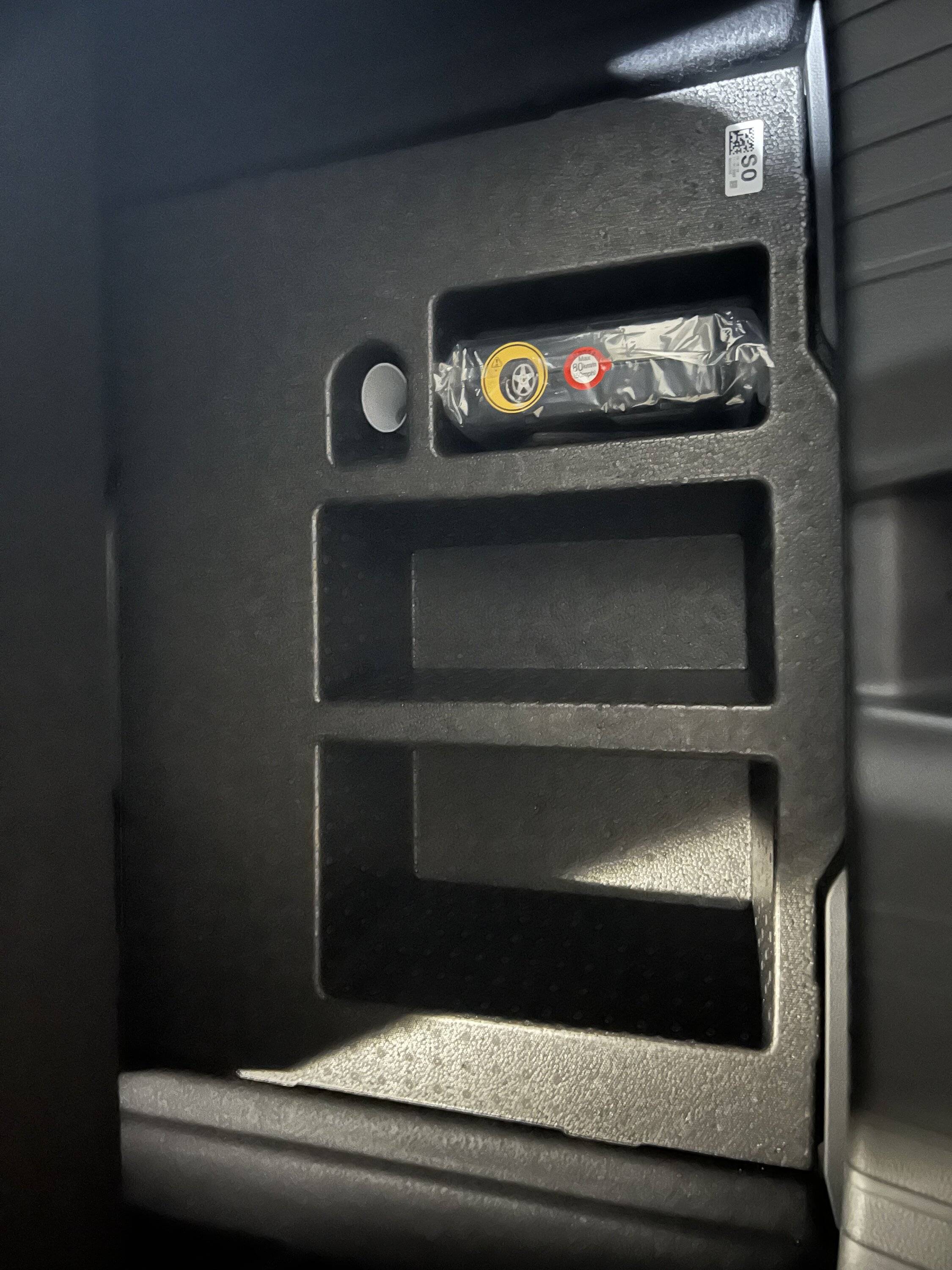 Acura Integra Slim Sub IMG_6885