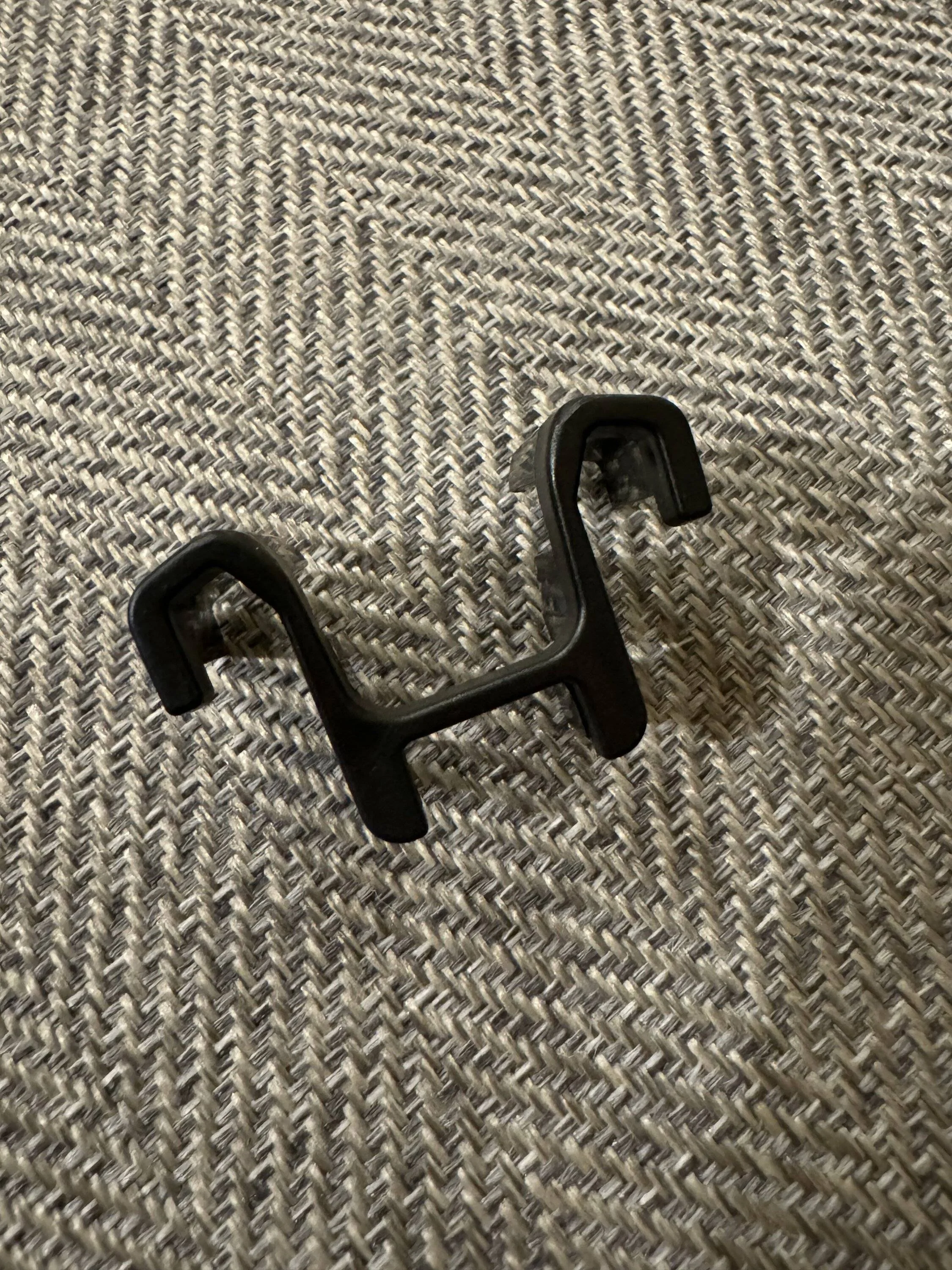 Acura Integra Anyone know what this interior clip is? IMG_2734