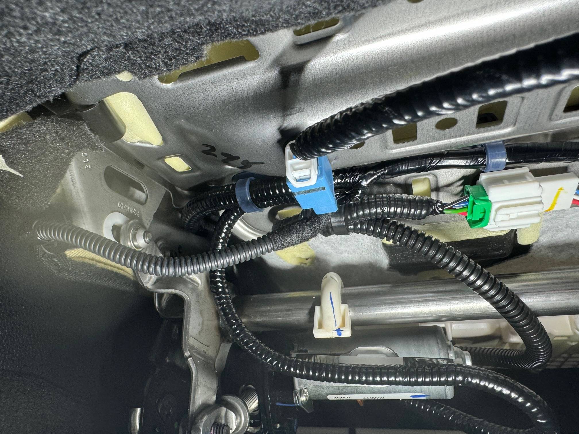 Acura Integra For the love of god - how do i turn off the seat belt chime ? connector