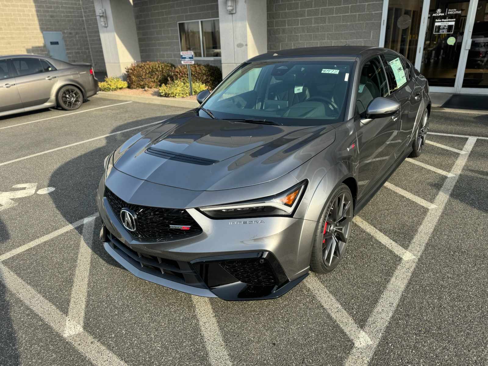 Acura Integra Would you buy this ITS? 431206606_1654767875059019_5700460908736890266_n