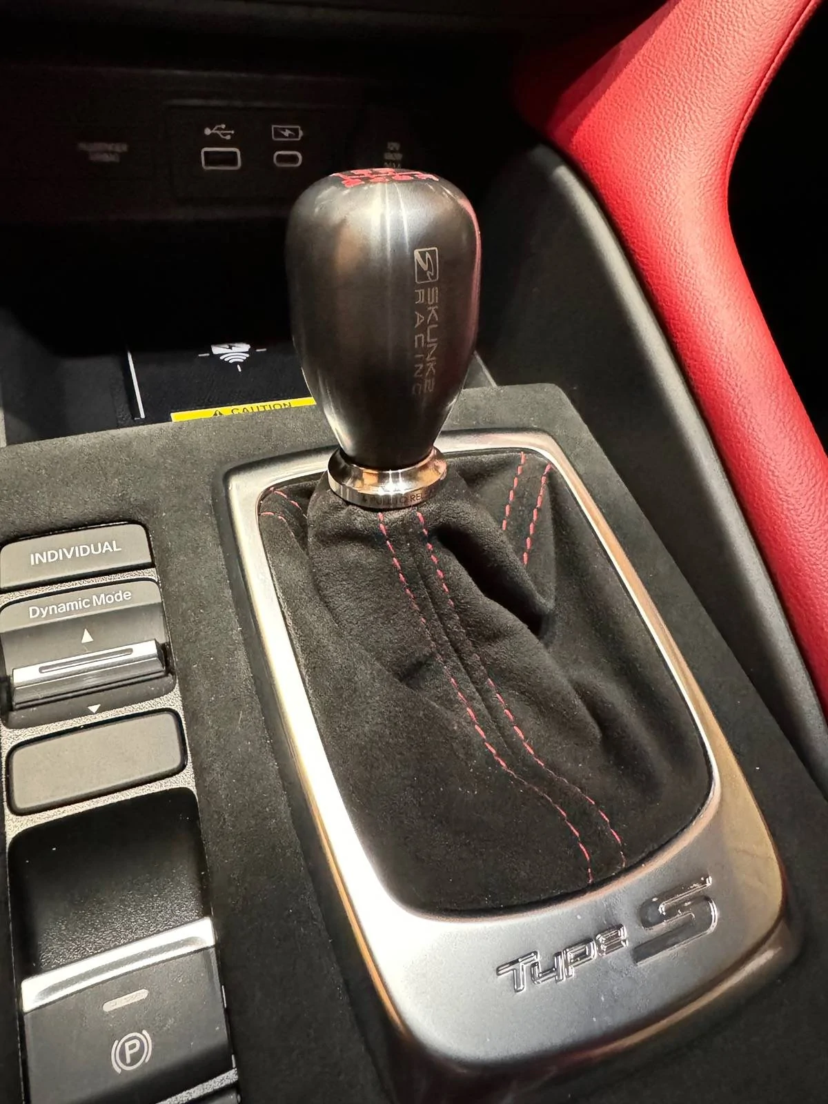 Acura Integra Shift knobs anyone? IMG_7296