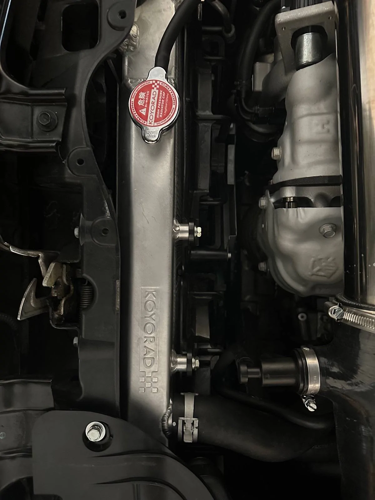 Acura Integra Incompatibility with upgraded Koyo radiator and PRL High Volume Intake IMG_7933