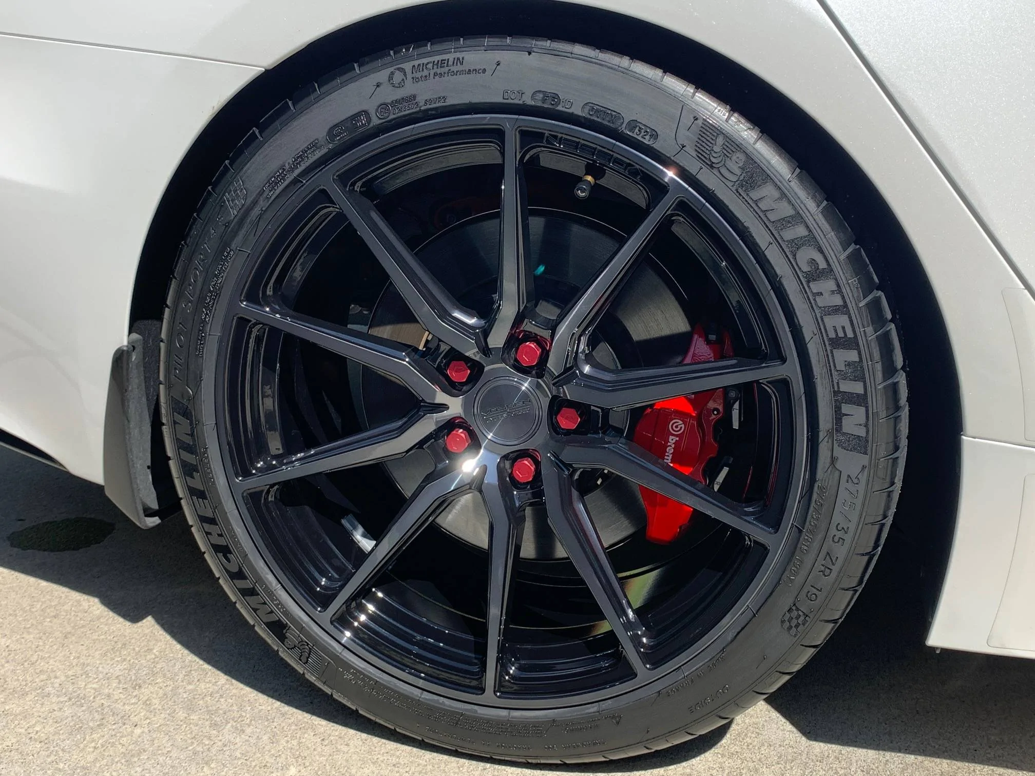 Acura Integra Apex VS5-RS wheels, not a good fit for Michelin PS4S tires??? IMG_1399