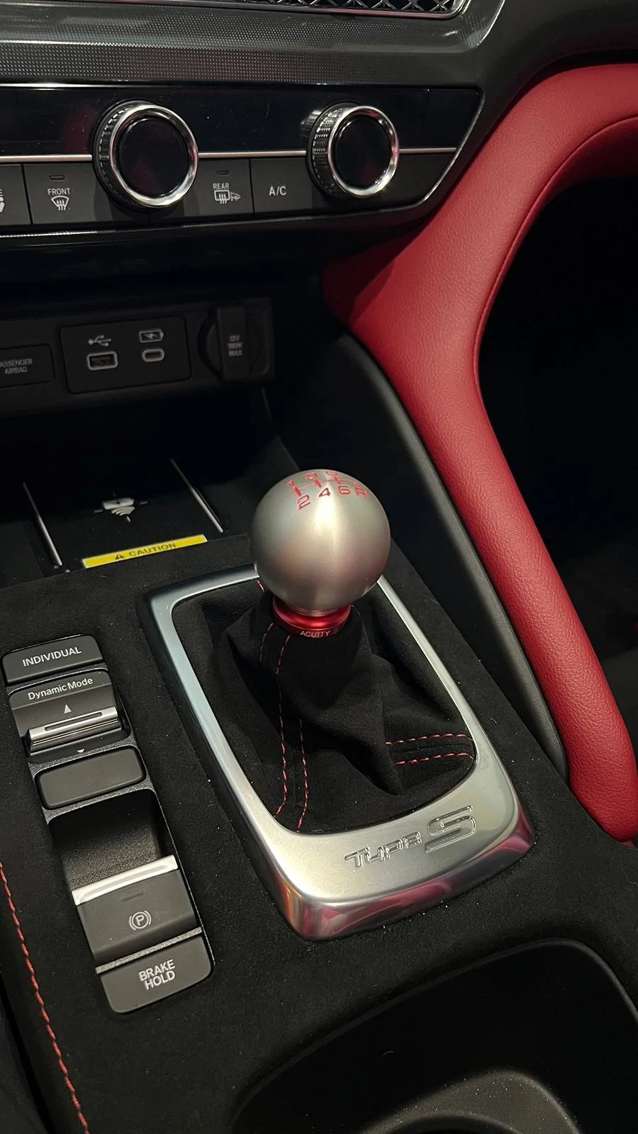 Acura Integra Shift knobs anyone? IMG_5079