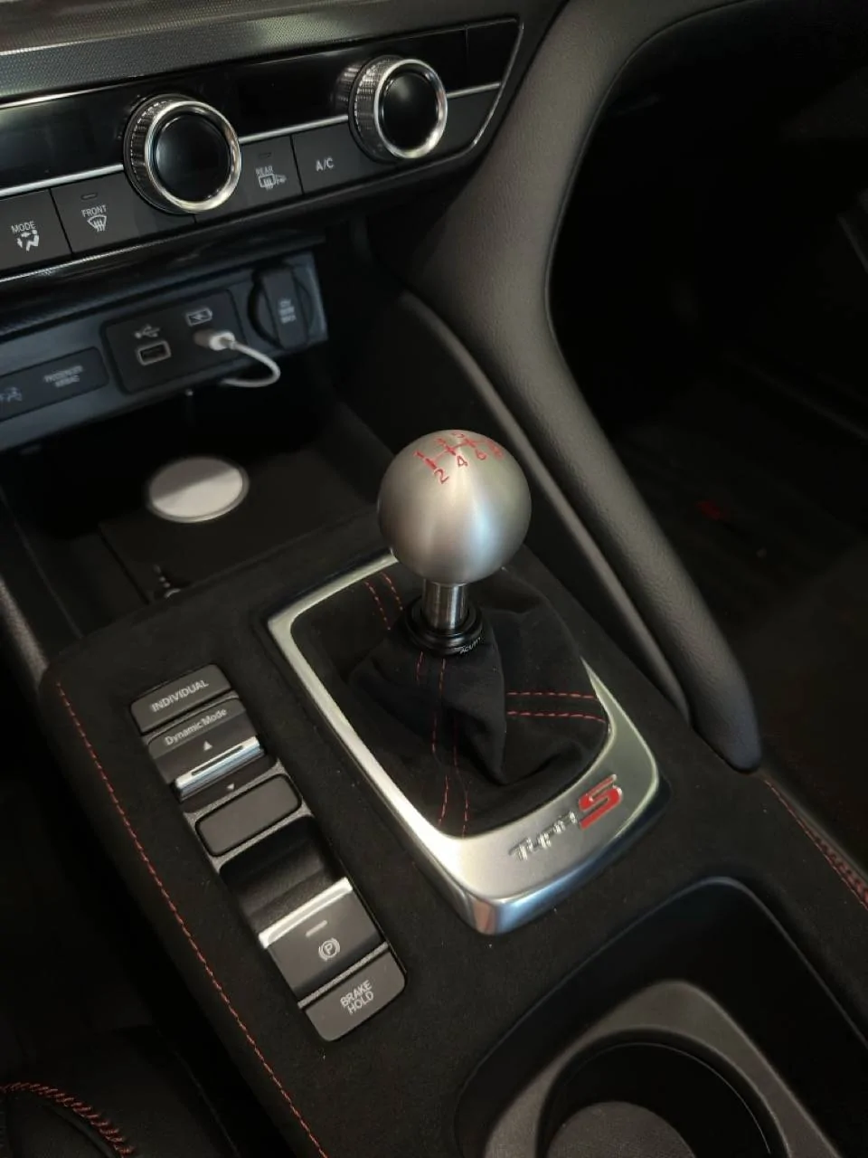 Acura Integra Shift knobs anyone? IMG_7481