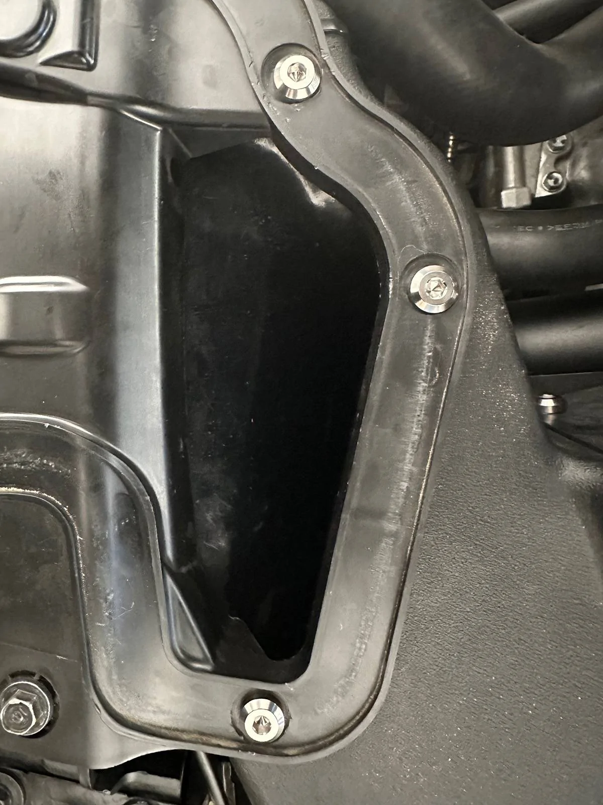 Acura Integra Incompatibility with upgraded Koyo radiator and PRL High Volume Intake IMG_8125